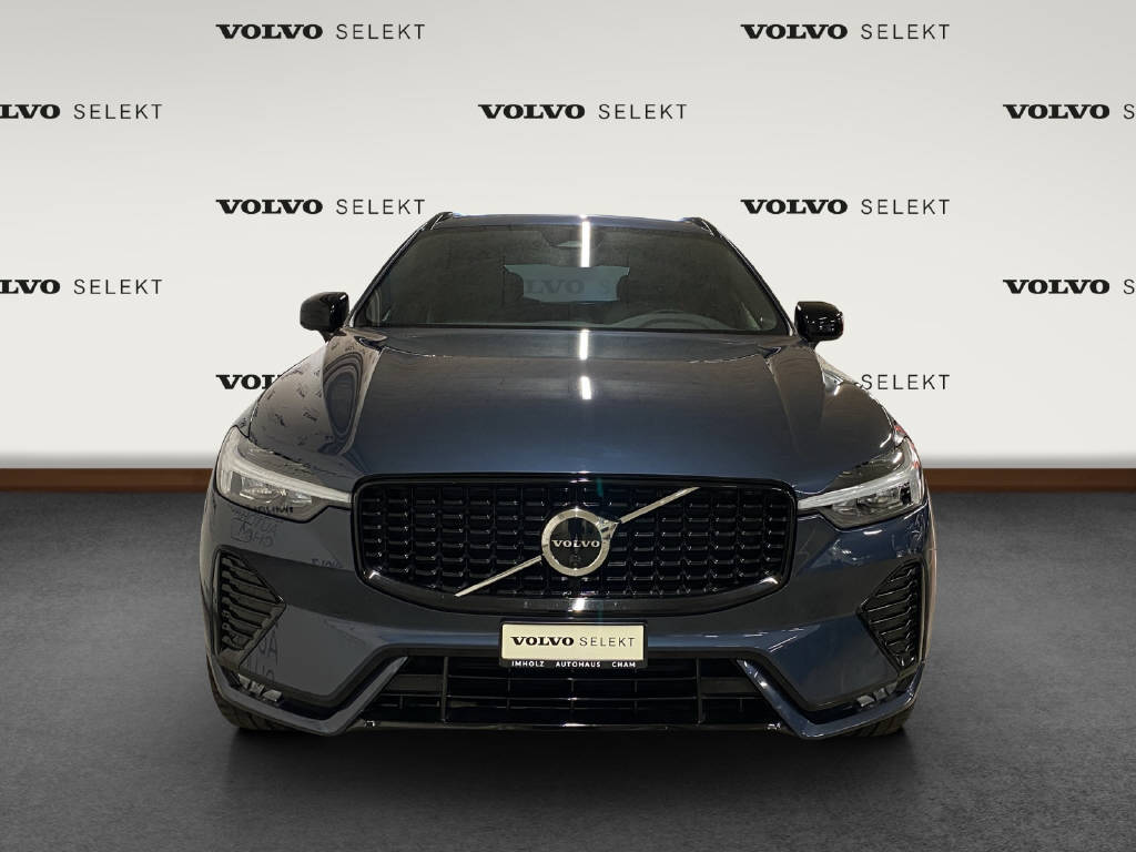 VOLVO XC60 2.0 B4 MH Plus Dark AWD-image-4