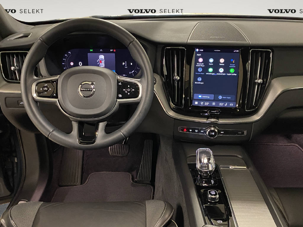 VOLVO XC60 2.0 B4 MH Plus Dark AWD-image-9