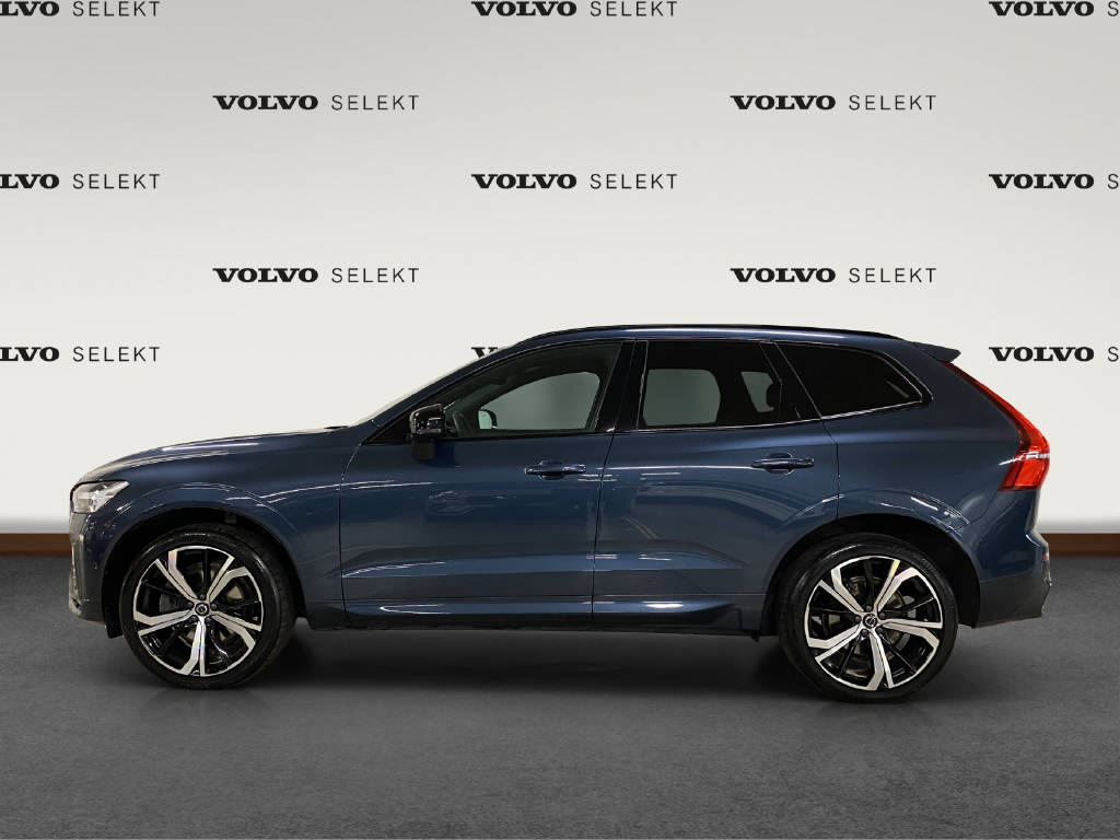 VOLVO XC60 2.0 B4 MH Plus Dark AWD-showroom-element-1