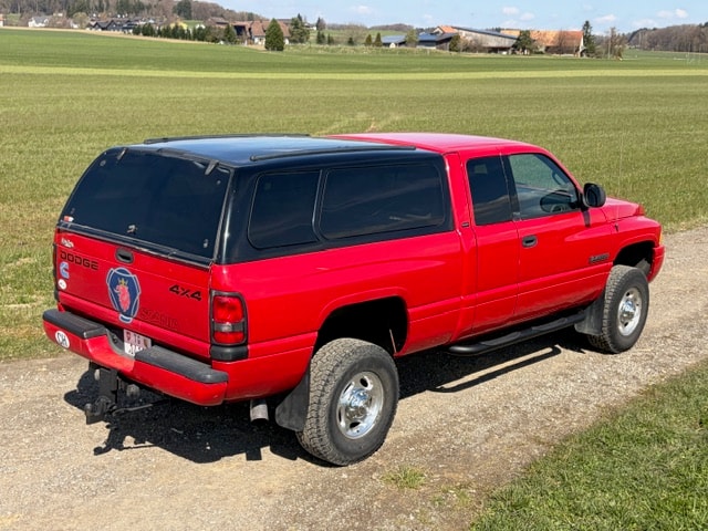 DODGE DODGE 2500 HD Cummins 5.9 Diesel Quad Cab "Sport"-image-2