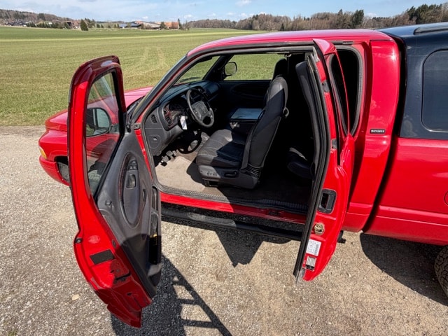 DODGE DODGE 2500 HD Cummins 5.9 Diesel Quad Cab "Sport"-image-10