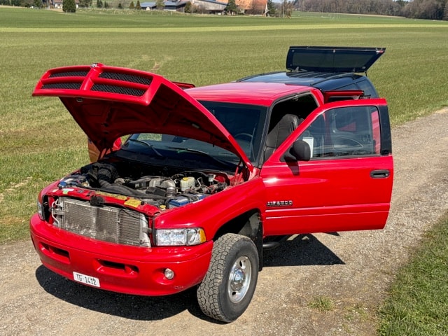 DODGE DODGE 2500 HD Cummins 5.9 Diesel Quad Cab "Sport"-image-8