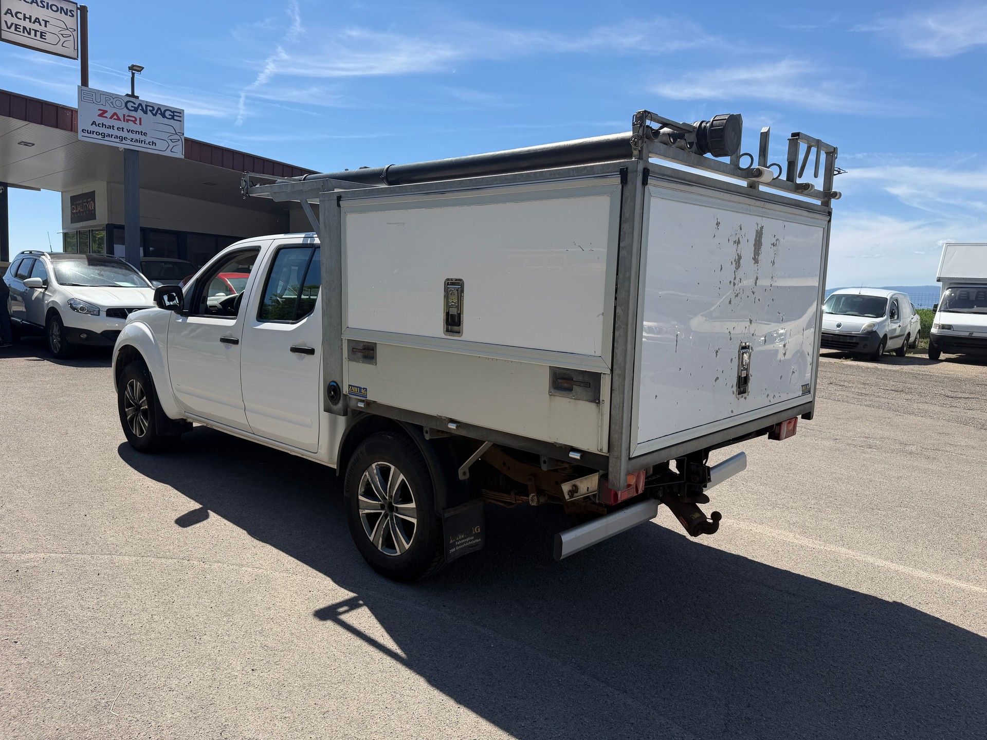 NISSAN Navara Double Cab SE 2.5 dCi 4WD