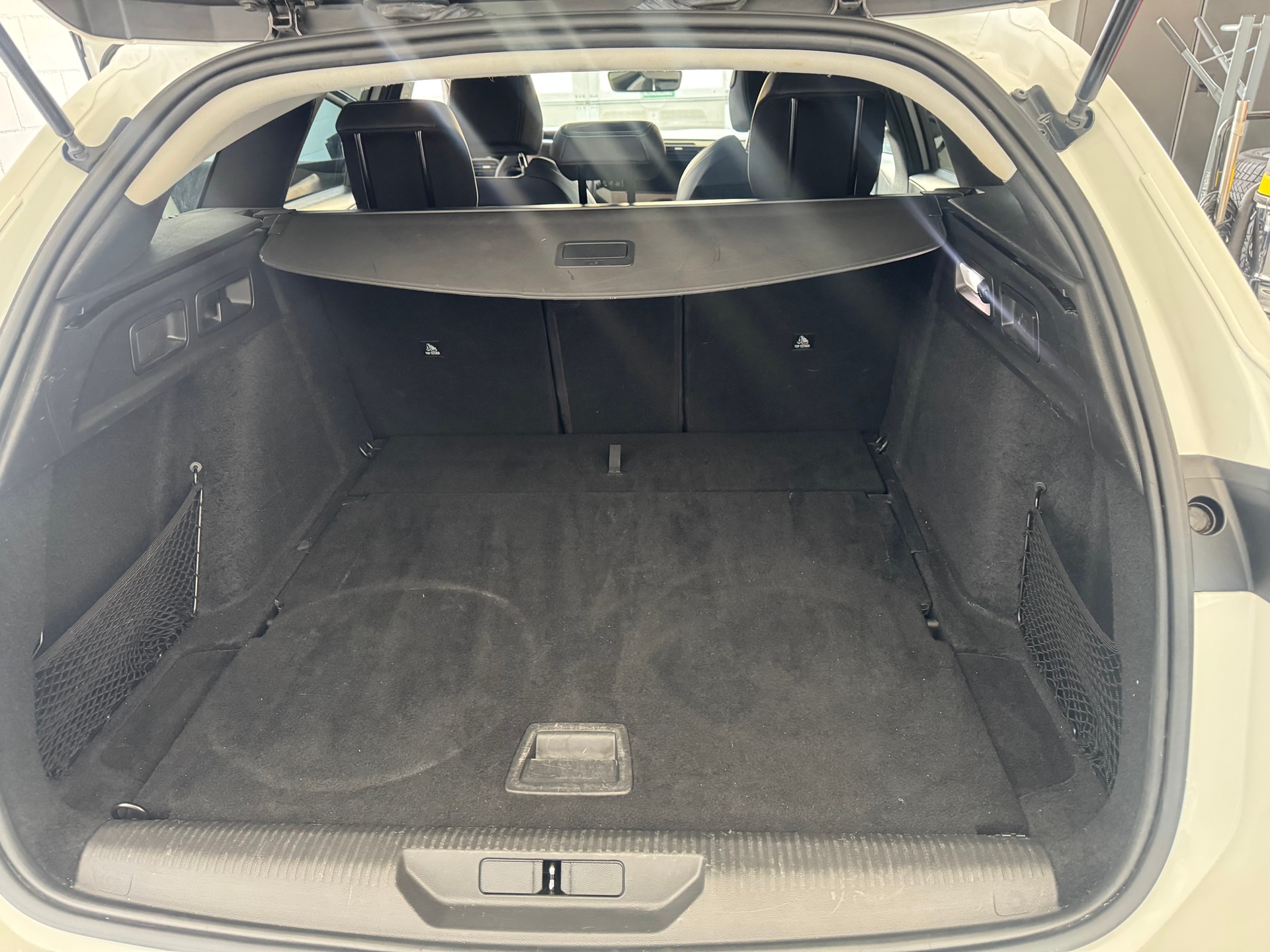 PEUGEOT 308 SW 1.5 BlueHDI Allure Pack EAT8-image-5