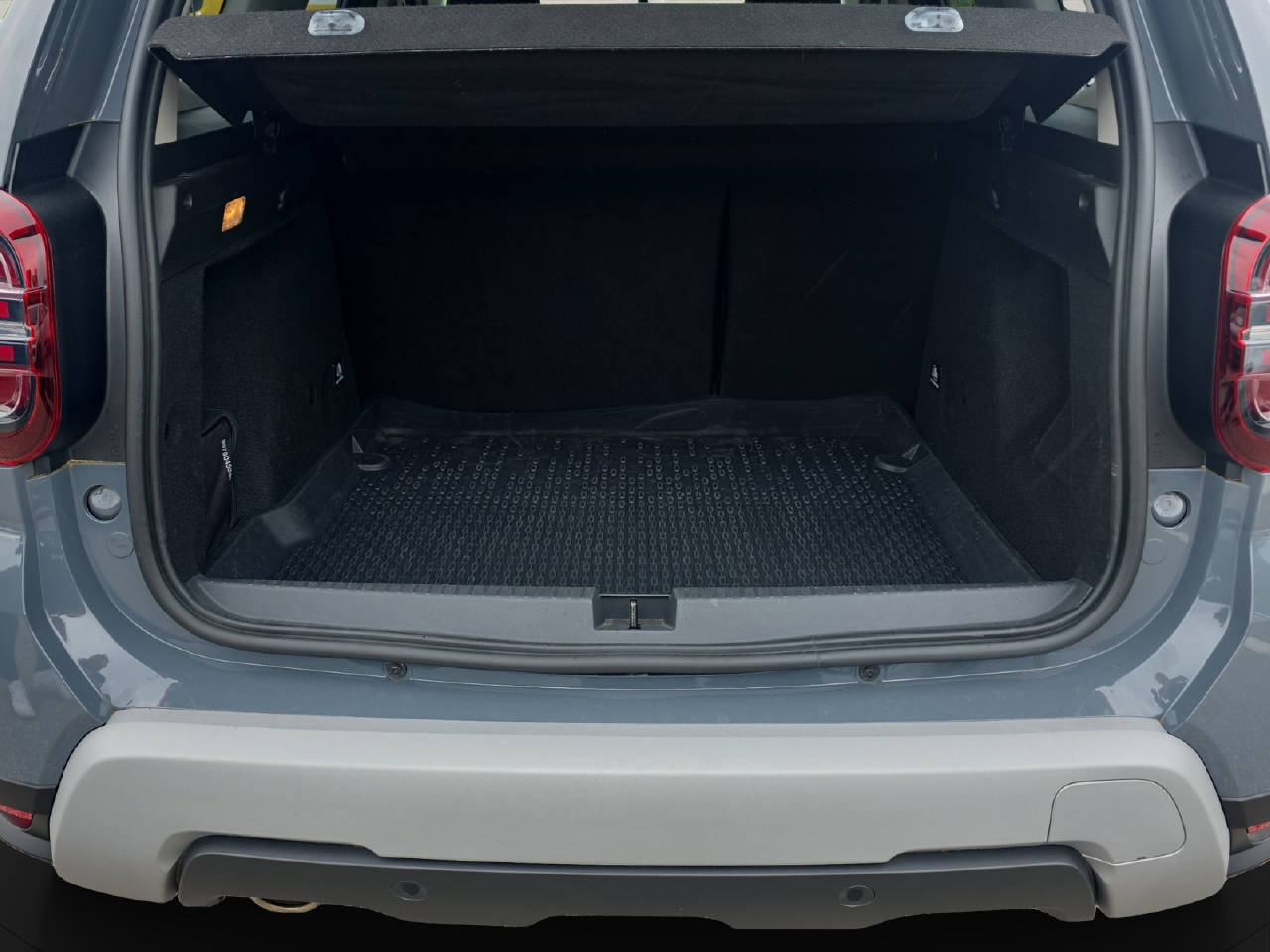 DACIA Duster 1.3 TCe 150 Extreme EDC-image-11