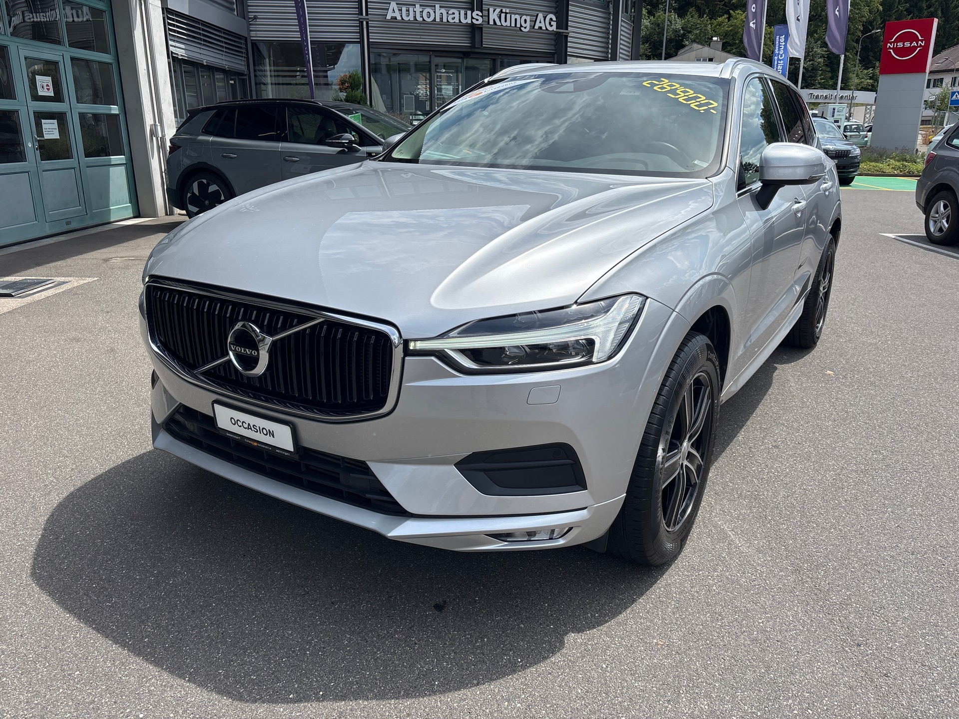 VOLVO XC60 T5 Momentum Geartronic-showroom-element-1
