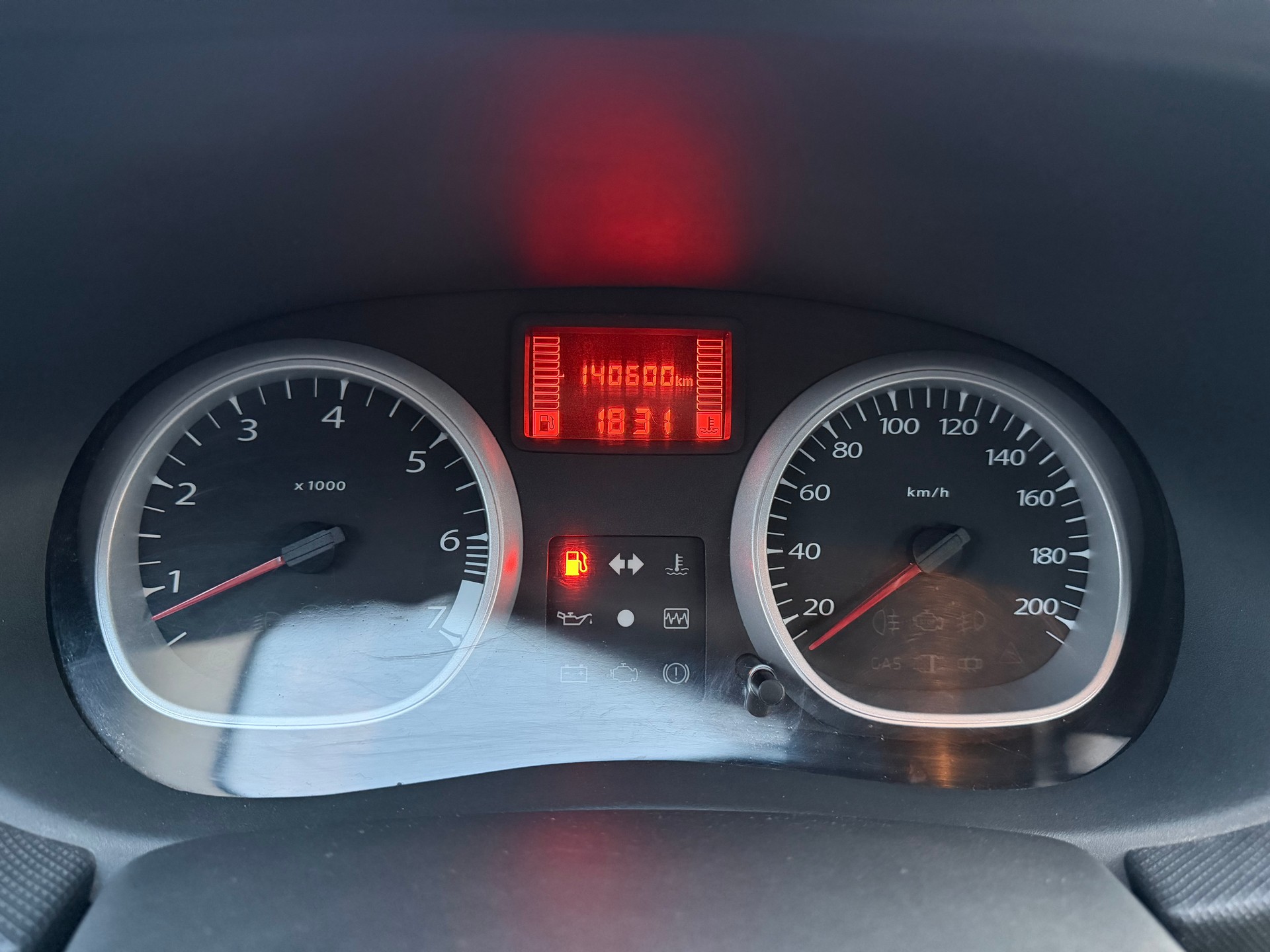 DACIA Duster 1.6 4x4-image-13