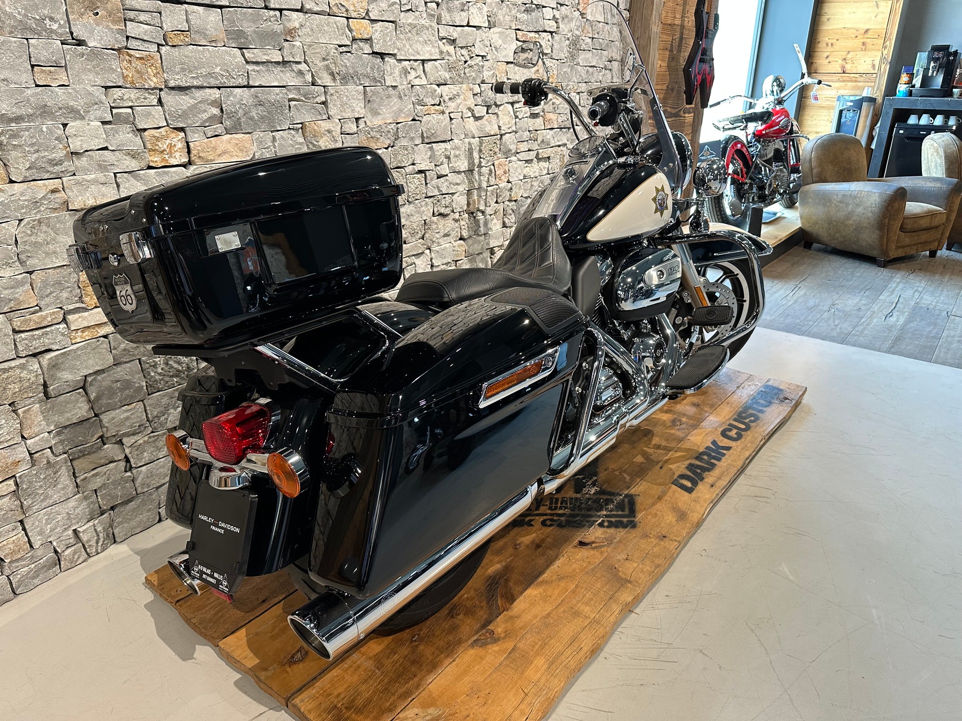HARLEY-DAVIDSON FLHP Road King Police-image-2