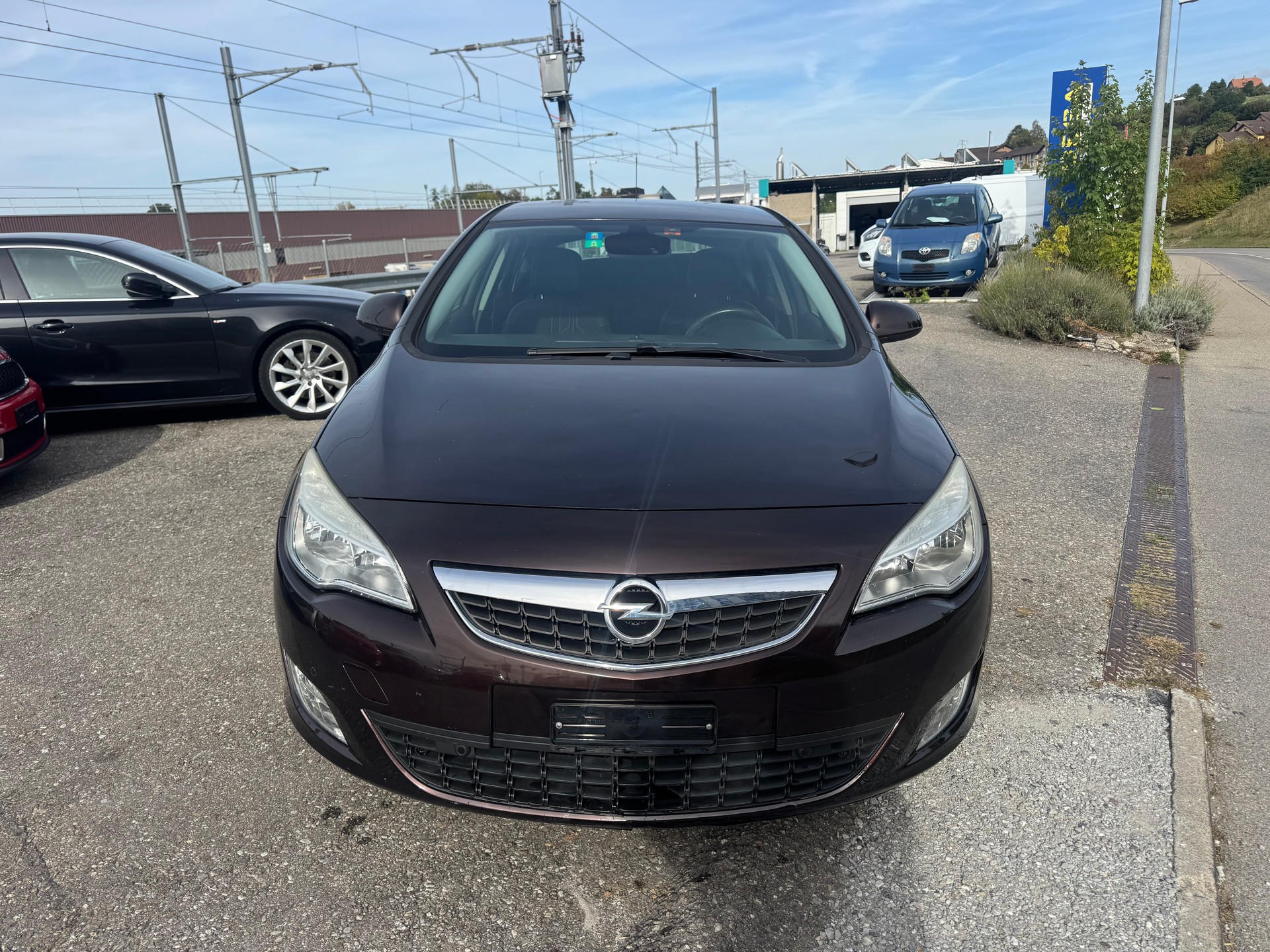 OPEL Astra 1.4i 16V Turbo Anniversary Edition Automatic-showroom-element-1