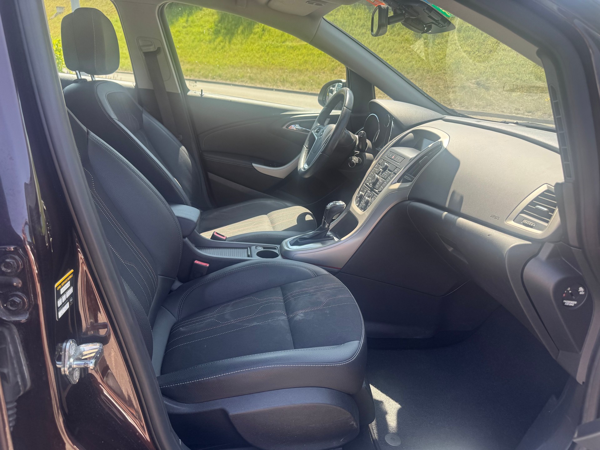OPEL Astra 1.4i 16V Turbo Anniversary Edition Automatic-image-8