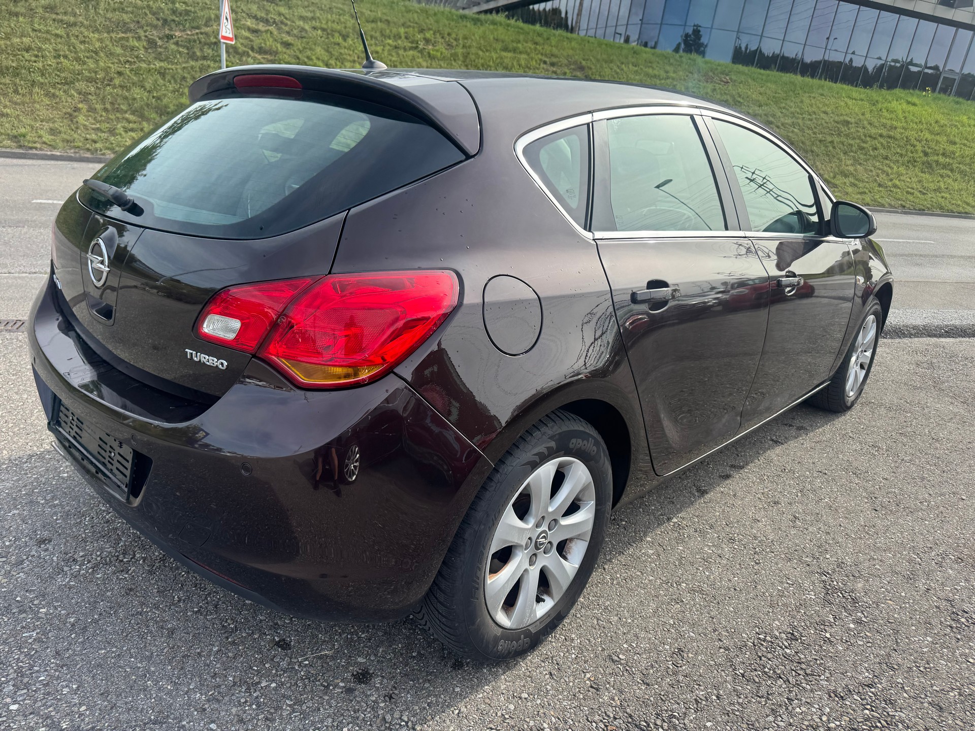 OPEL Astra 1.4i 16V Turbo Anniversary Edition Automatic-image-4