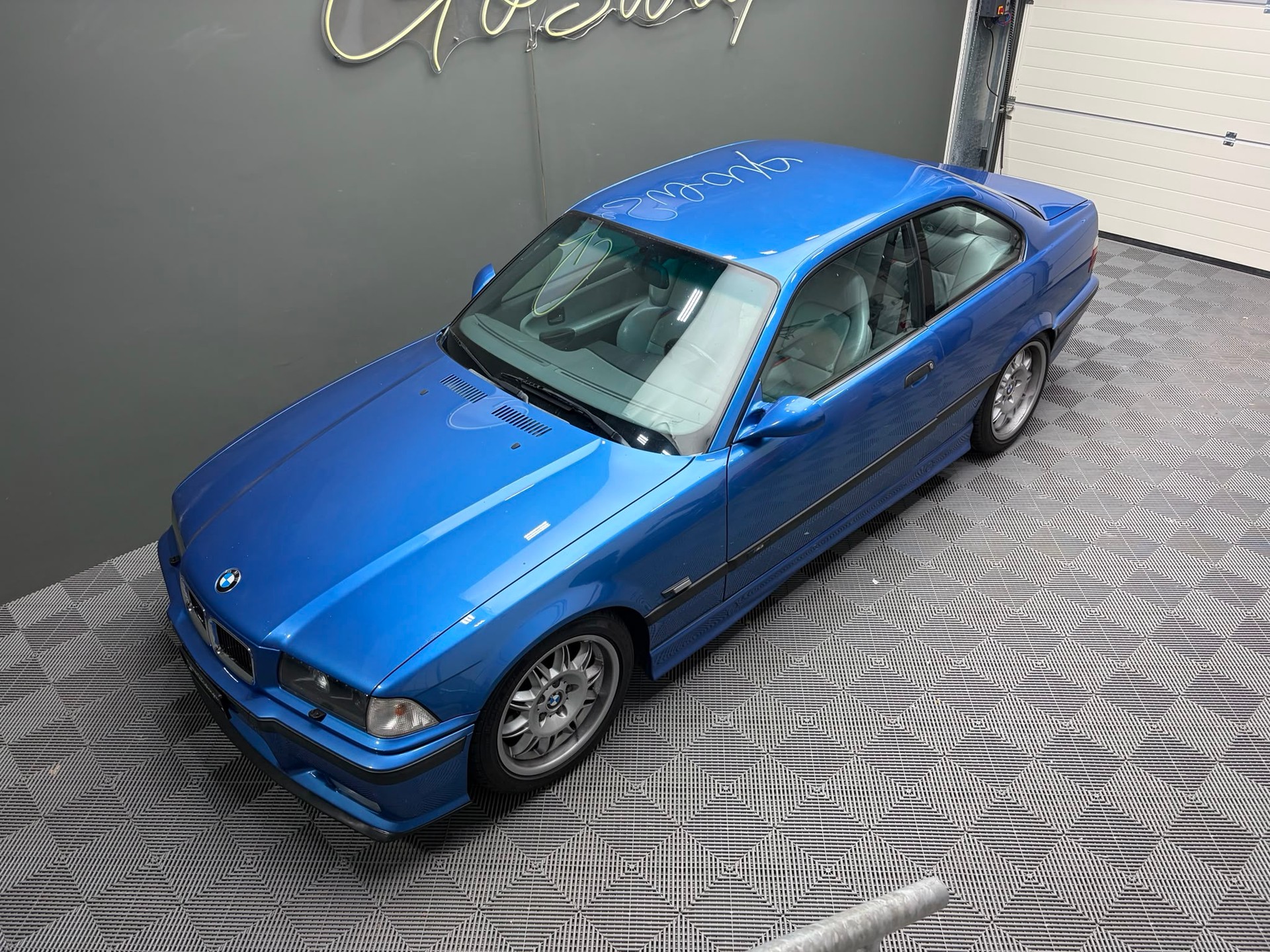 BMW M3 Coupé - 3.2L - Manuel-image-6