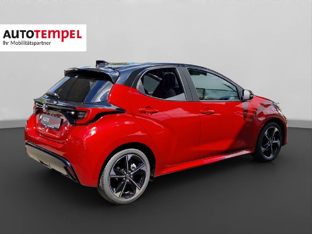 TOYOTA Yaris 1.5 VVT-i HSD Premium 47408/001-image-4