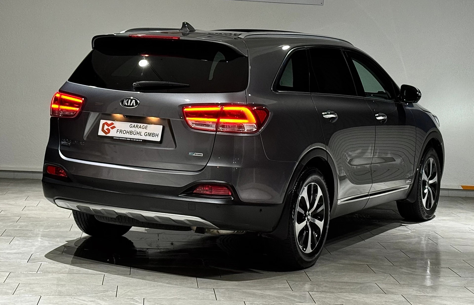 KIA Sorento 2.2 CRDI Style 5P. Automatic-showroom-element-3