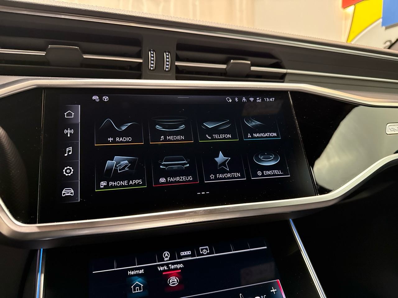 AUDI A6 Avant 40 TDI S line quattro S-tronic-image-5