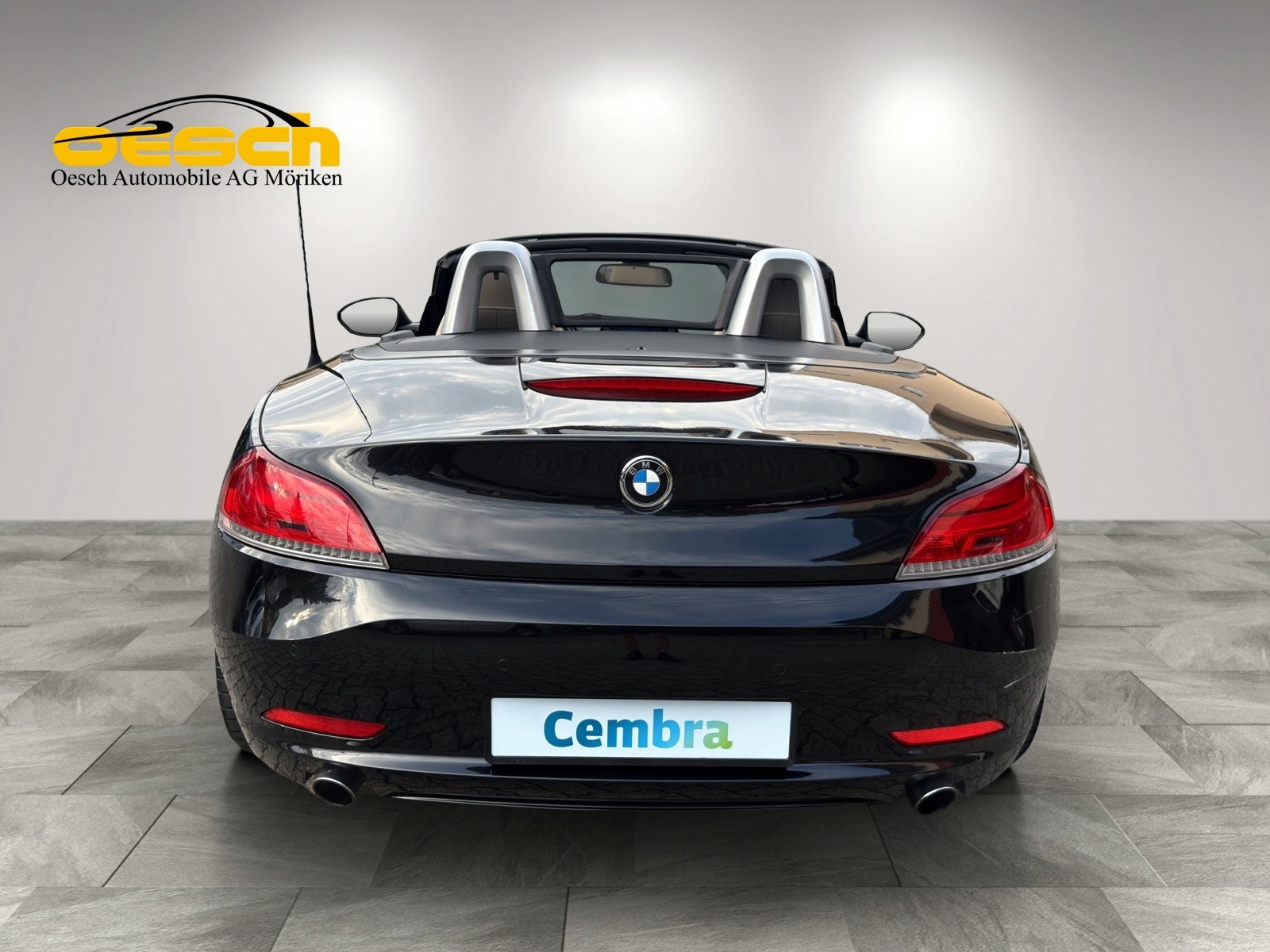BMW Z4 35i sDrive DK Roadster-showroom-element-3