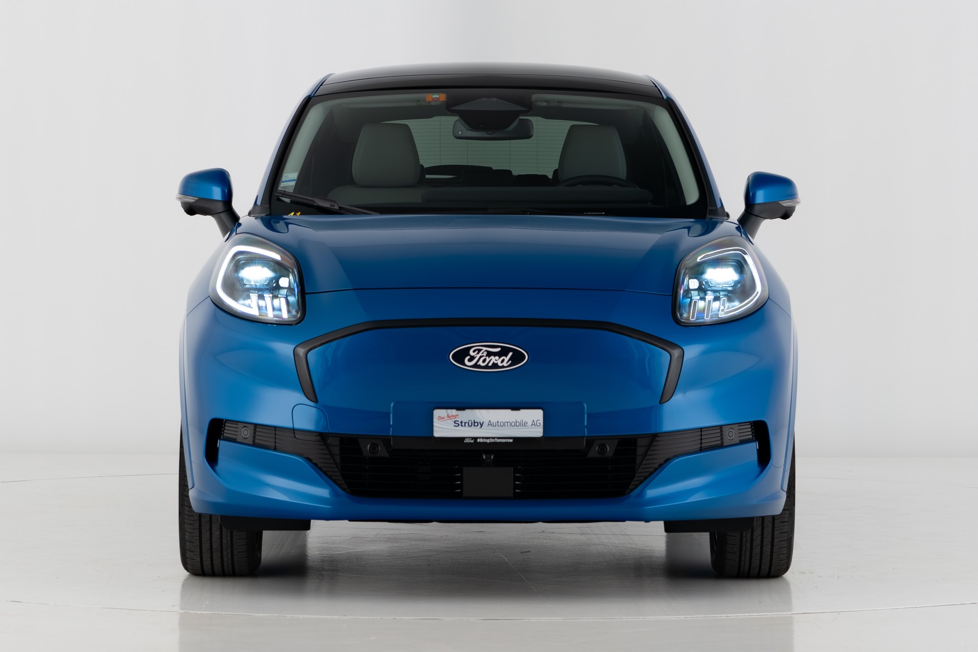 FORD Puma Gen-E Premium-showroom-element-1