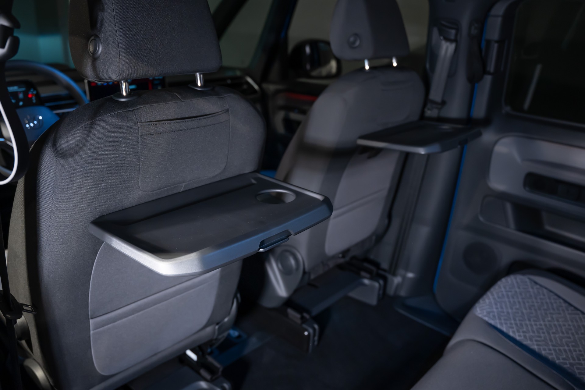 VW ID.Buzz LWB Pro 7-Sitzer-image-19