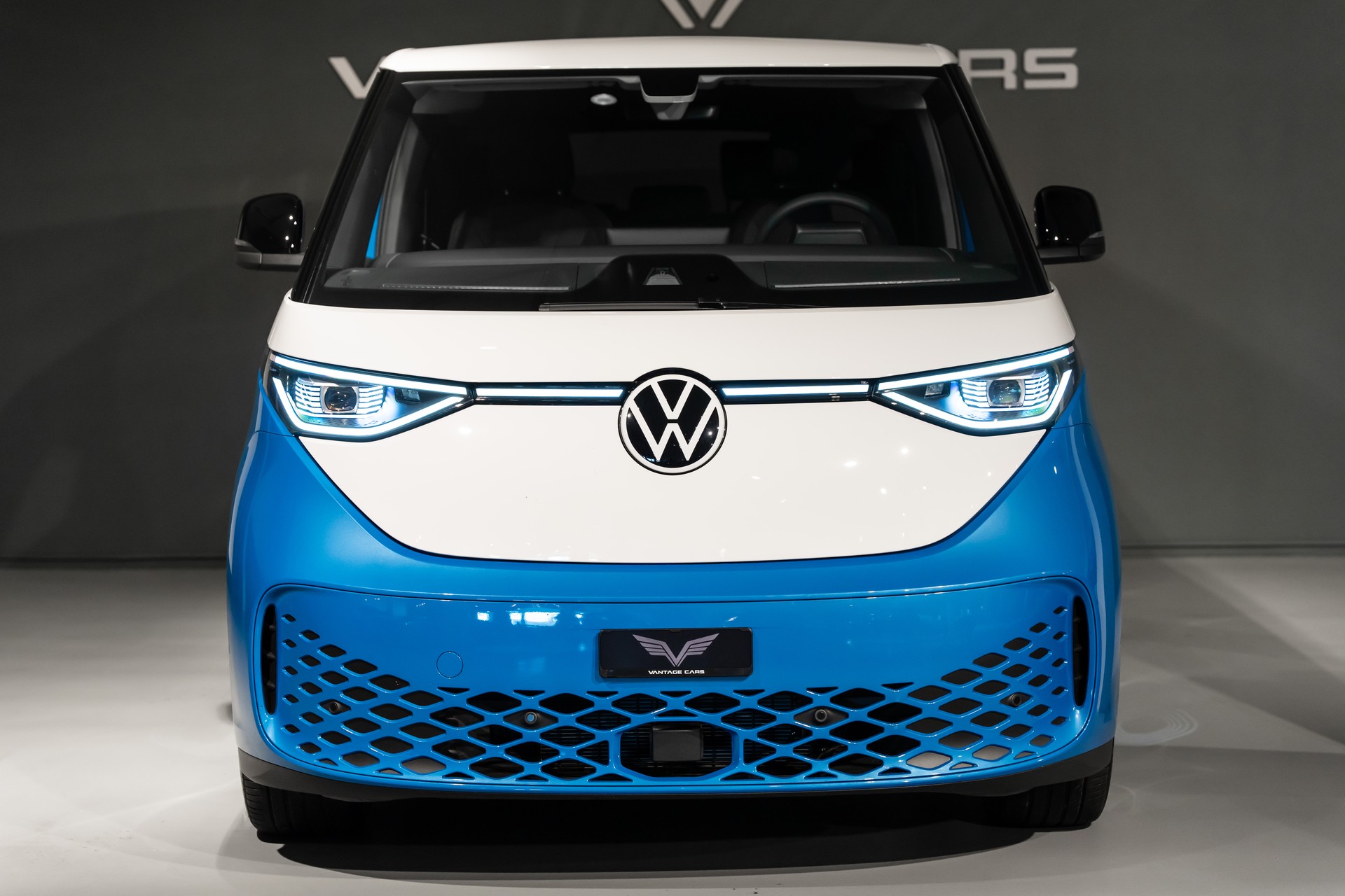 VW ID.Buzz LWB Pro 7-Sitzer-showroom-element-3