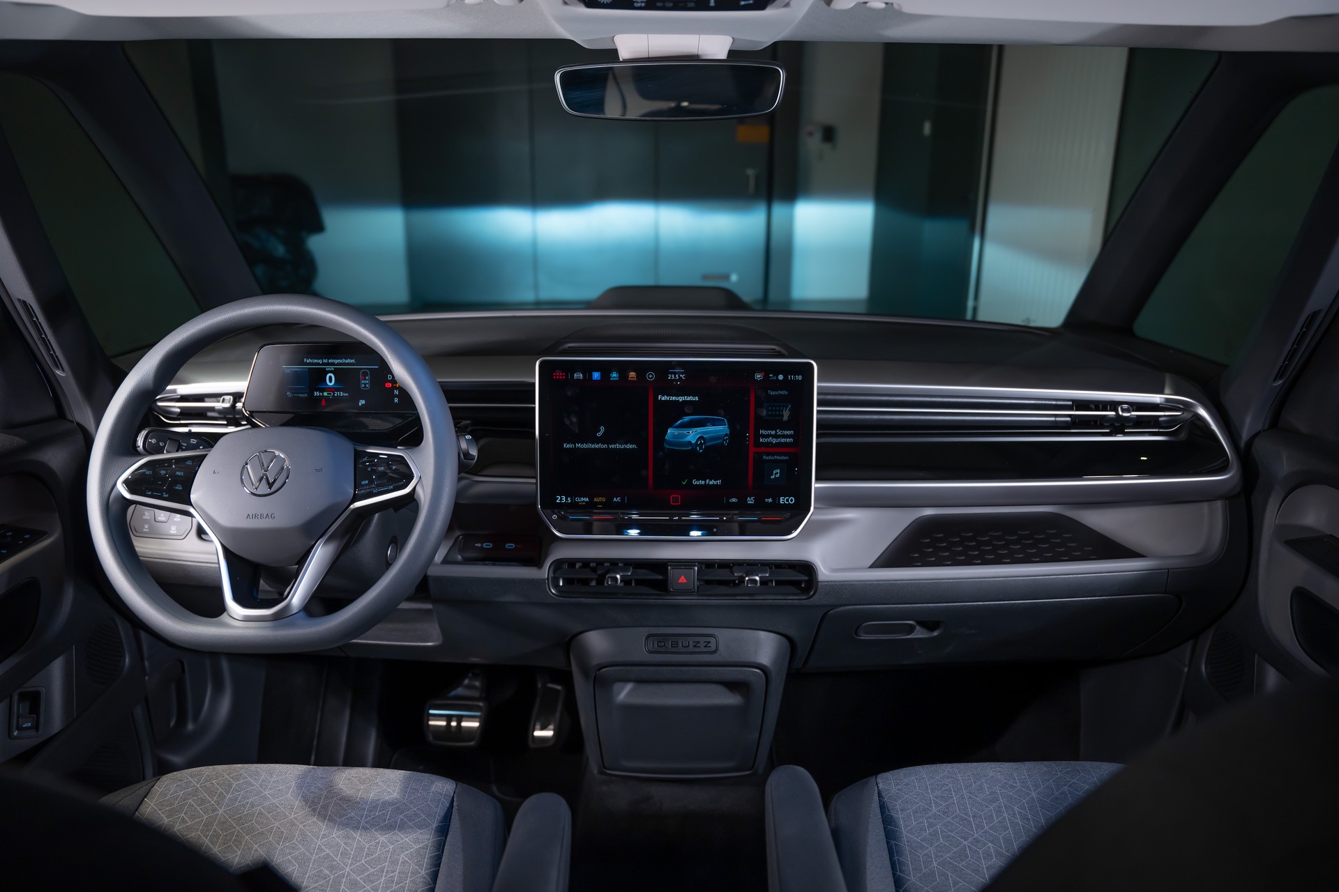 VW ID.Buzz LWB Pro 7-Sitzer-image-22