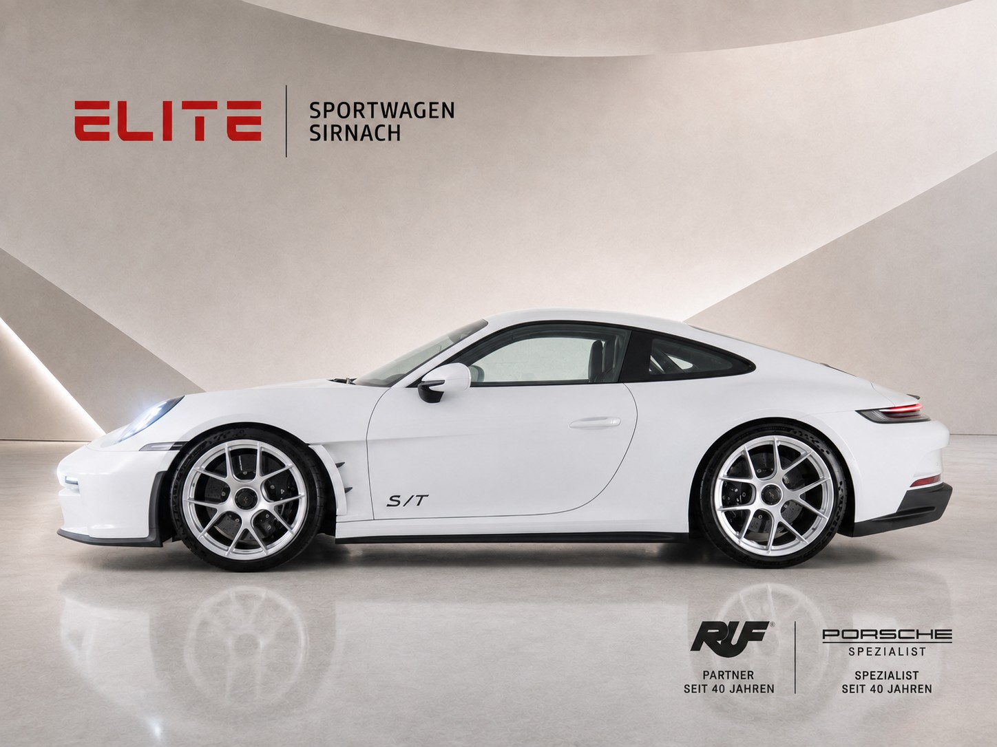 PORSCHE 911 S/T Heritage Rallye Monte Carlo-showroom-element-1