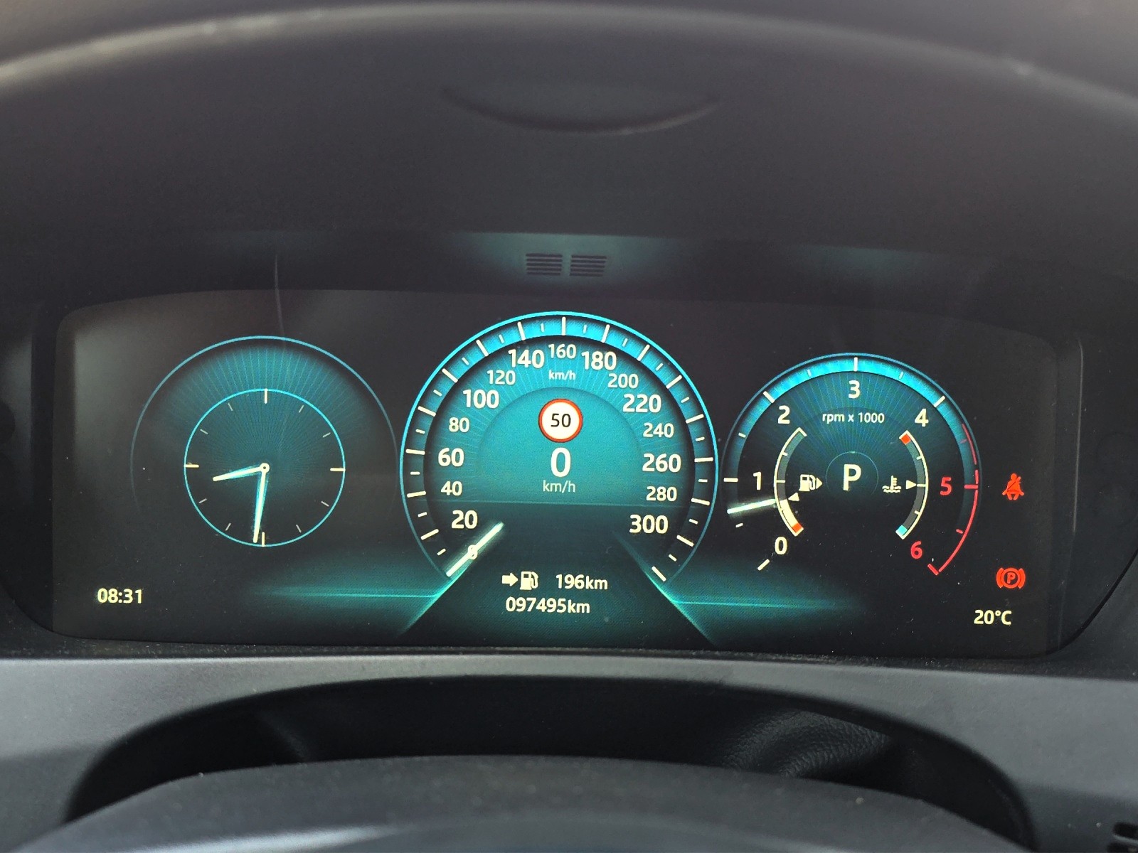 JAGUAR F-Pace 3.0 TD First Edition R-Sport AWD Automatik mit AHK-image-17
