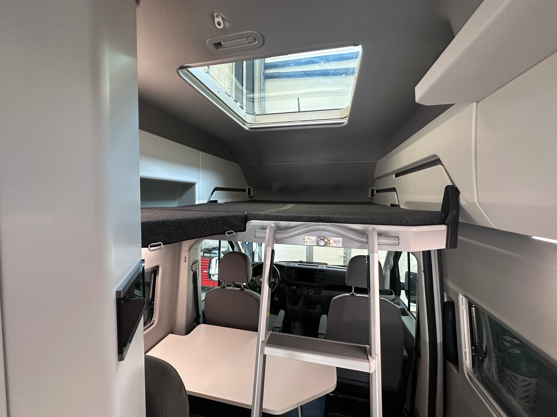 VW Crafter Grand California 600-image-11