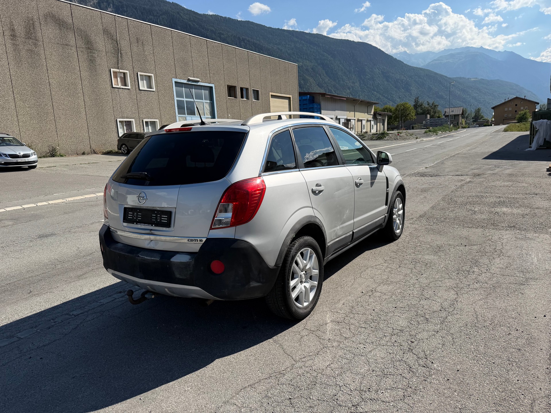 OPEL Antara 2.2 CDTi Enjoy 4WD-image-3