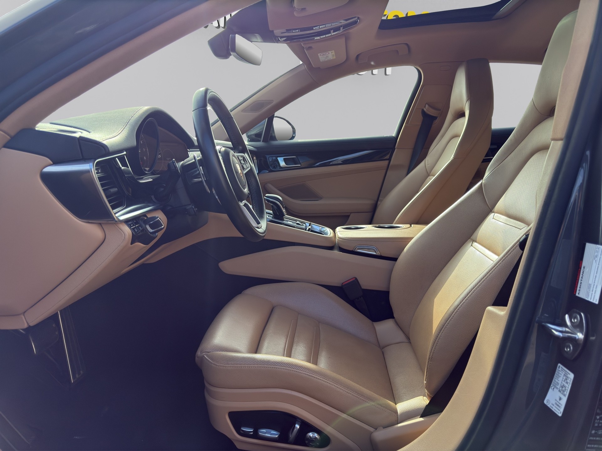 PORSCHE Panamera 4S PDK-image-11