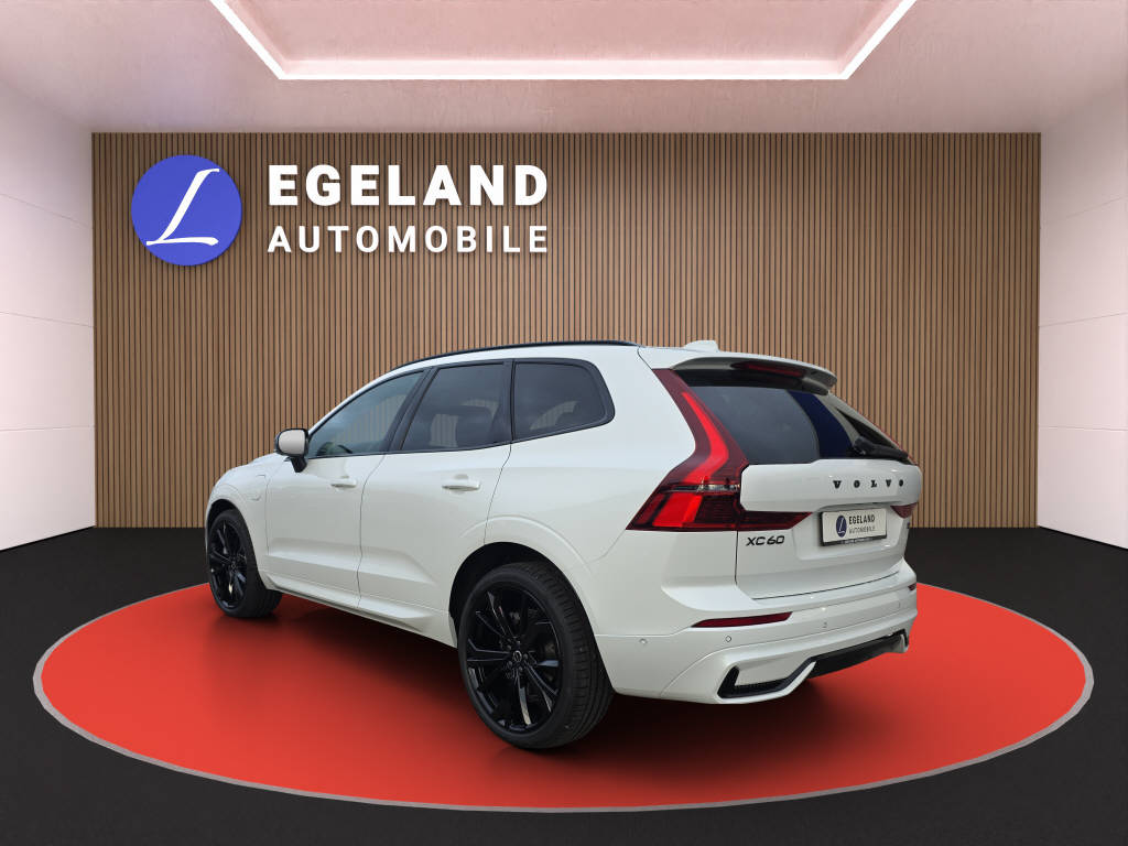 VOLVO XC60 2.0 T8 TE Black Edition eAWD-image-4