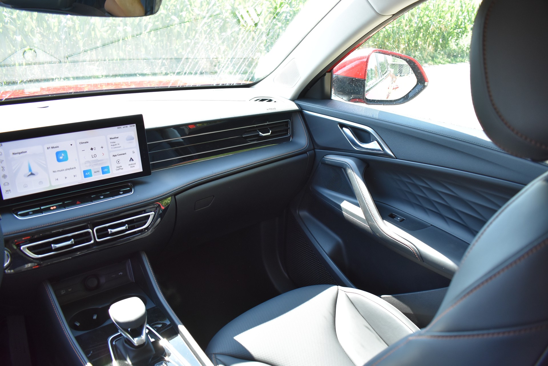 MG HS 1.5 T HEV Luxury-image-10