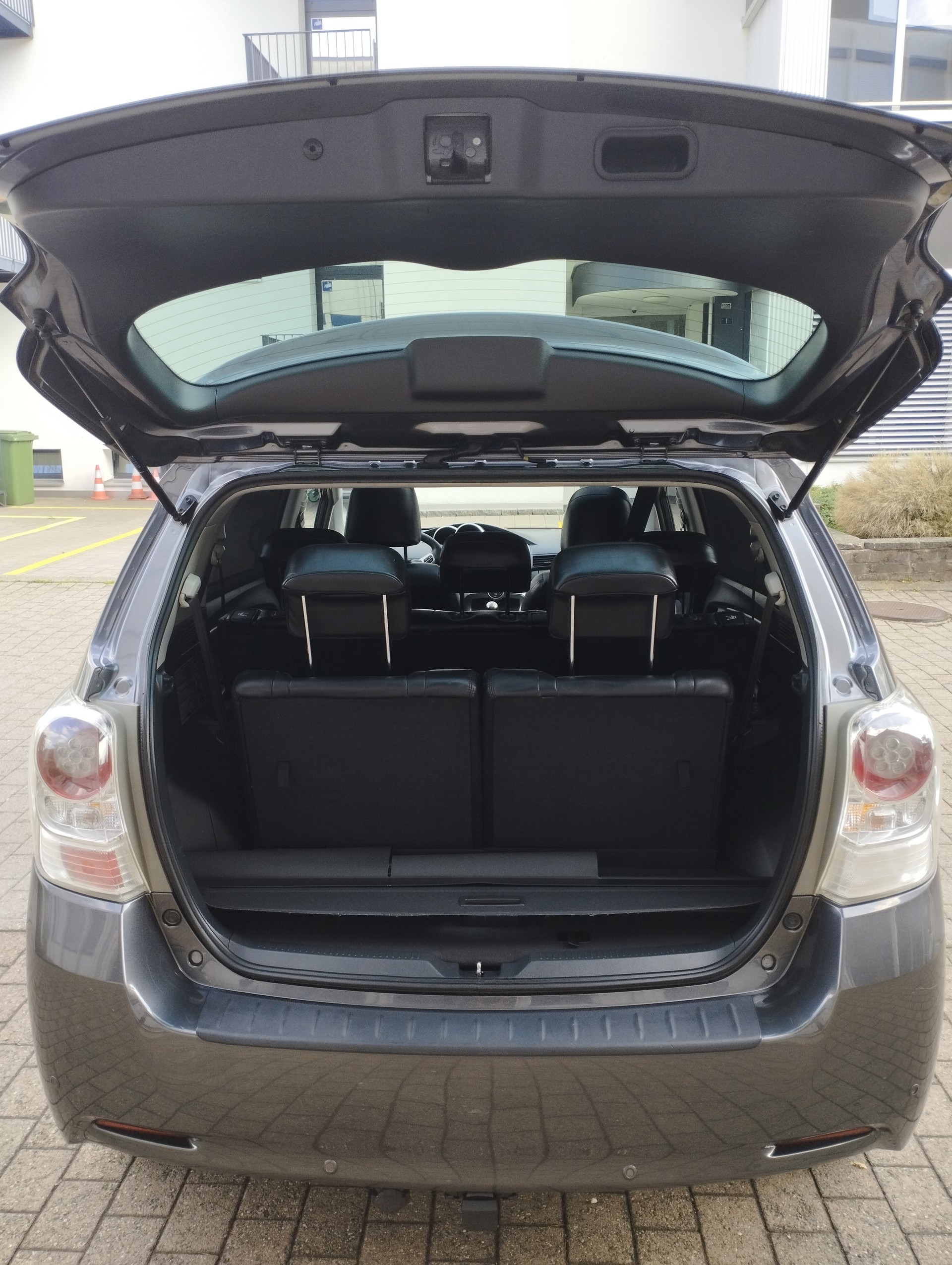 TOYOTA 2.2 D 7 Sitze Panorama MFK 08/06/26-image-3