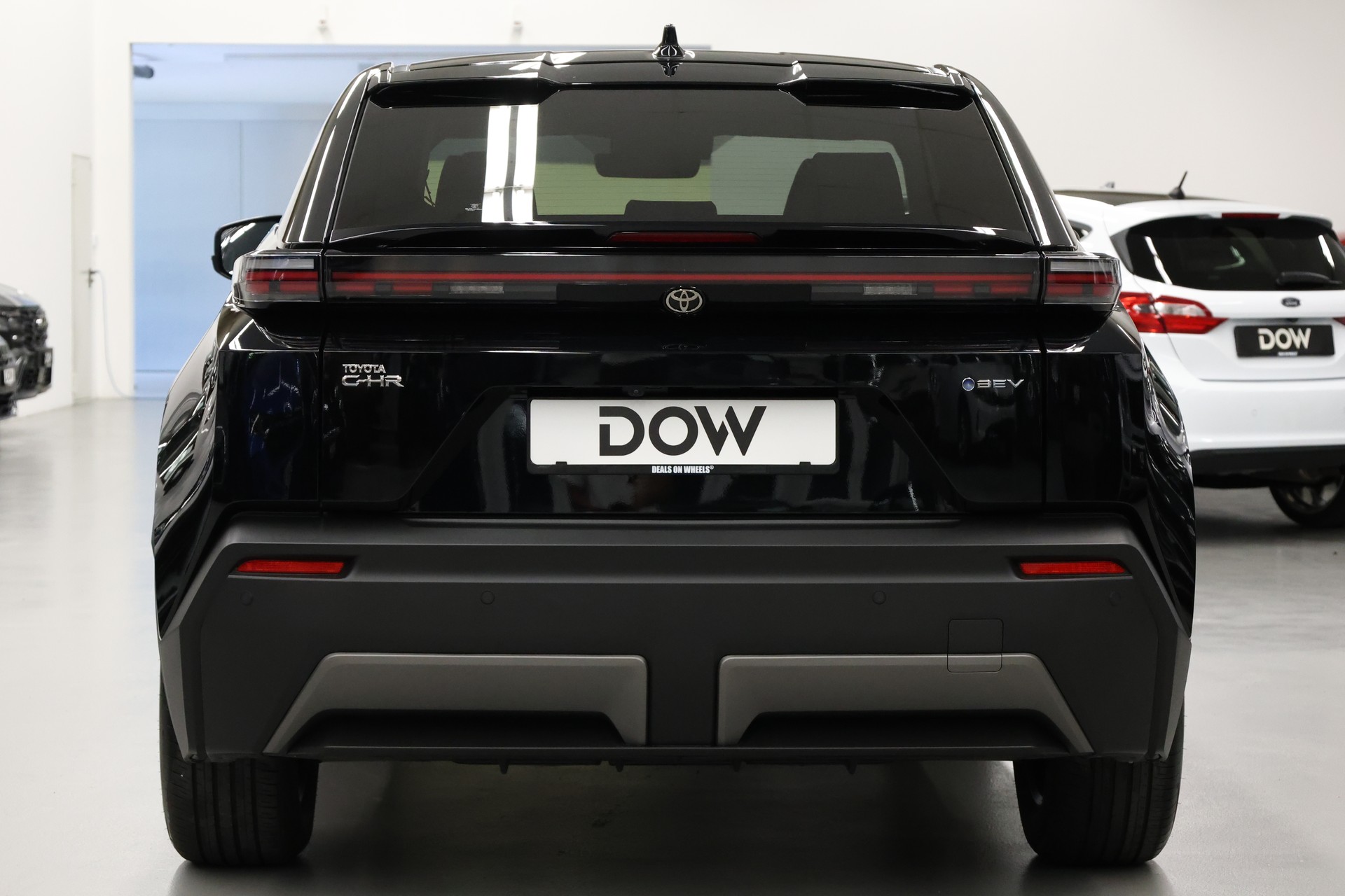 TOYOTA C-HR+ Style ICON FWD-image-9