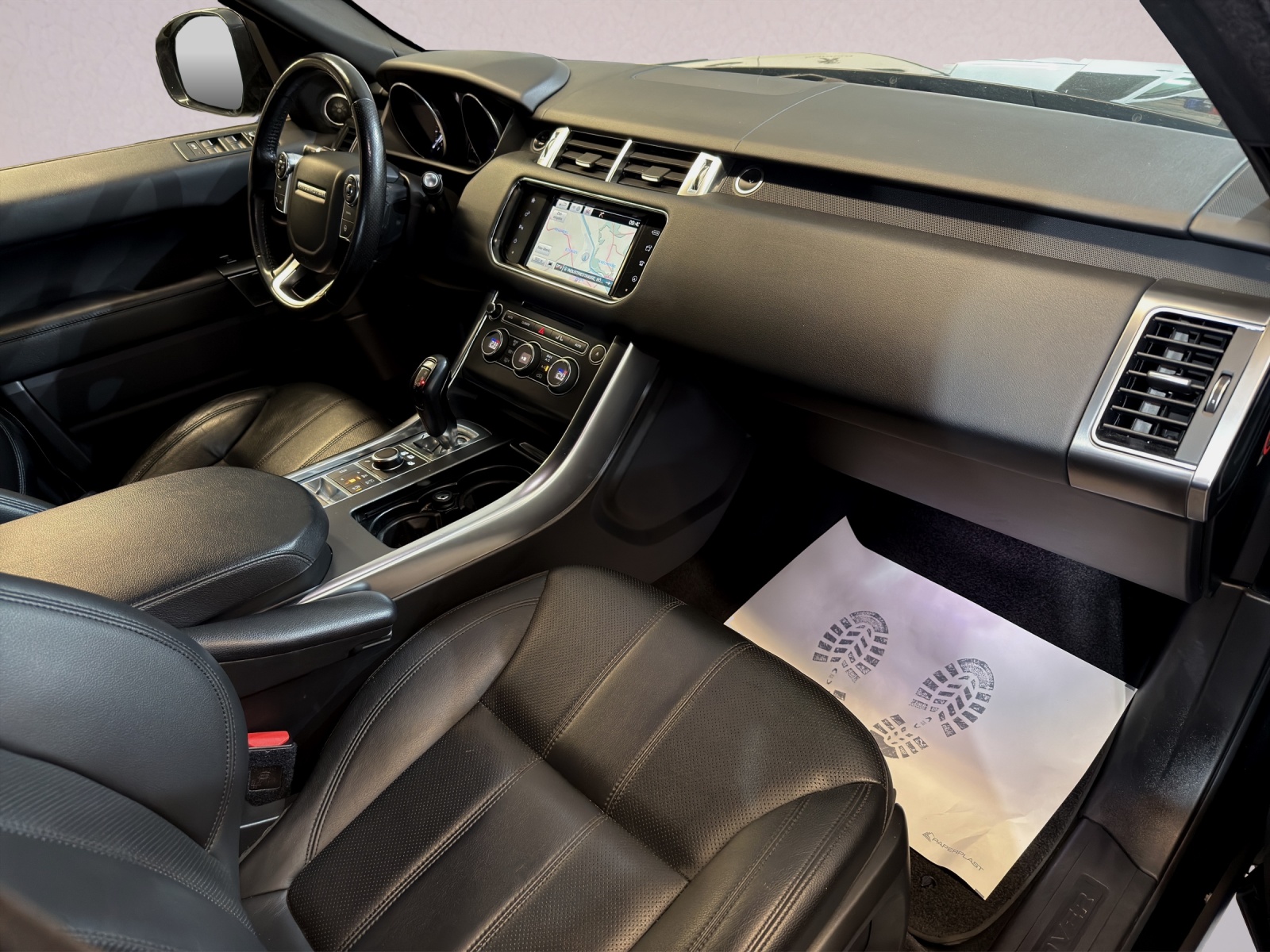 LAND ROVER Range Rover Sport 3.0 V6 SC SE Automatic-image-9