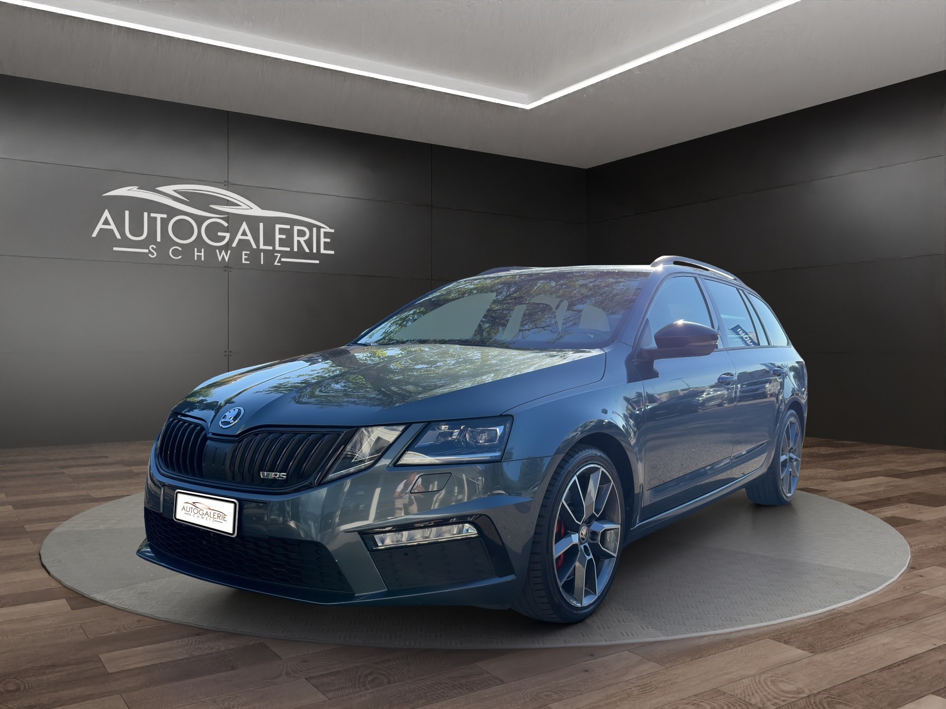SKODA Octavia Combi 2.0 TSI RS DSG | CH | Panorama | Columbus Navi | mySkoda Pack | ACC Tempomat |
