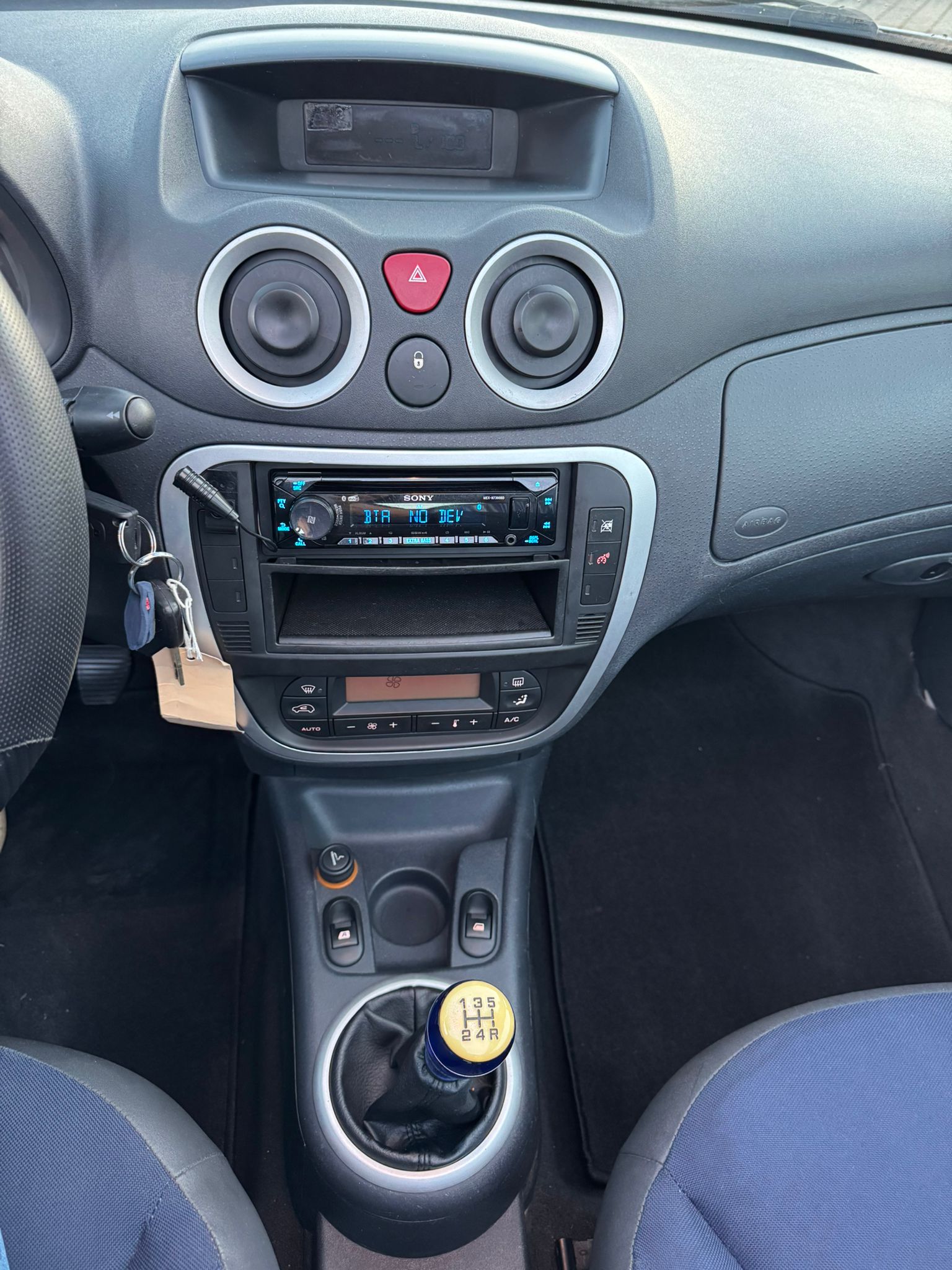 CITROEN C3 Pluriel 1.4i-image-11