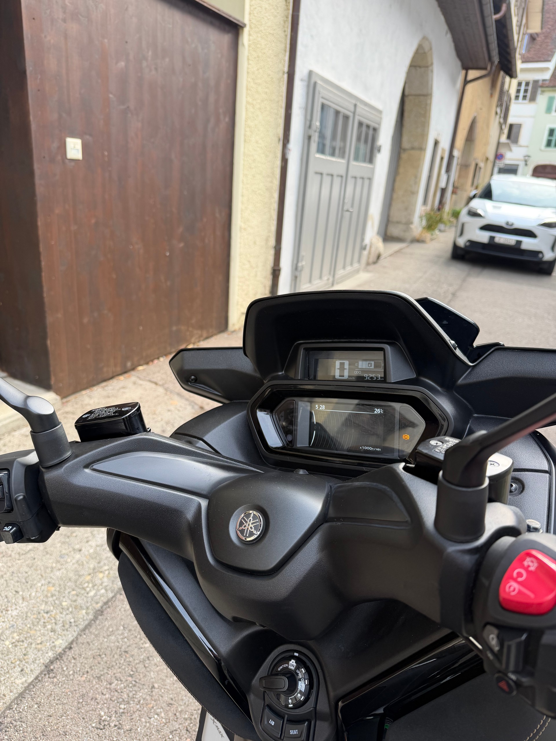 YAMAHA X-Max YP 125 Tech Max-image-2