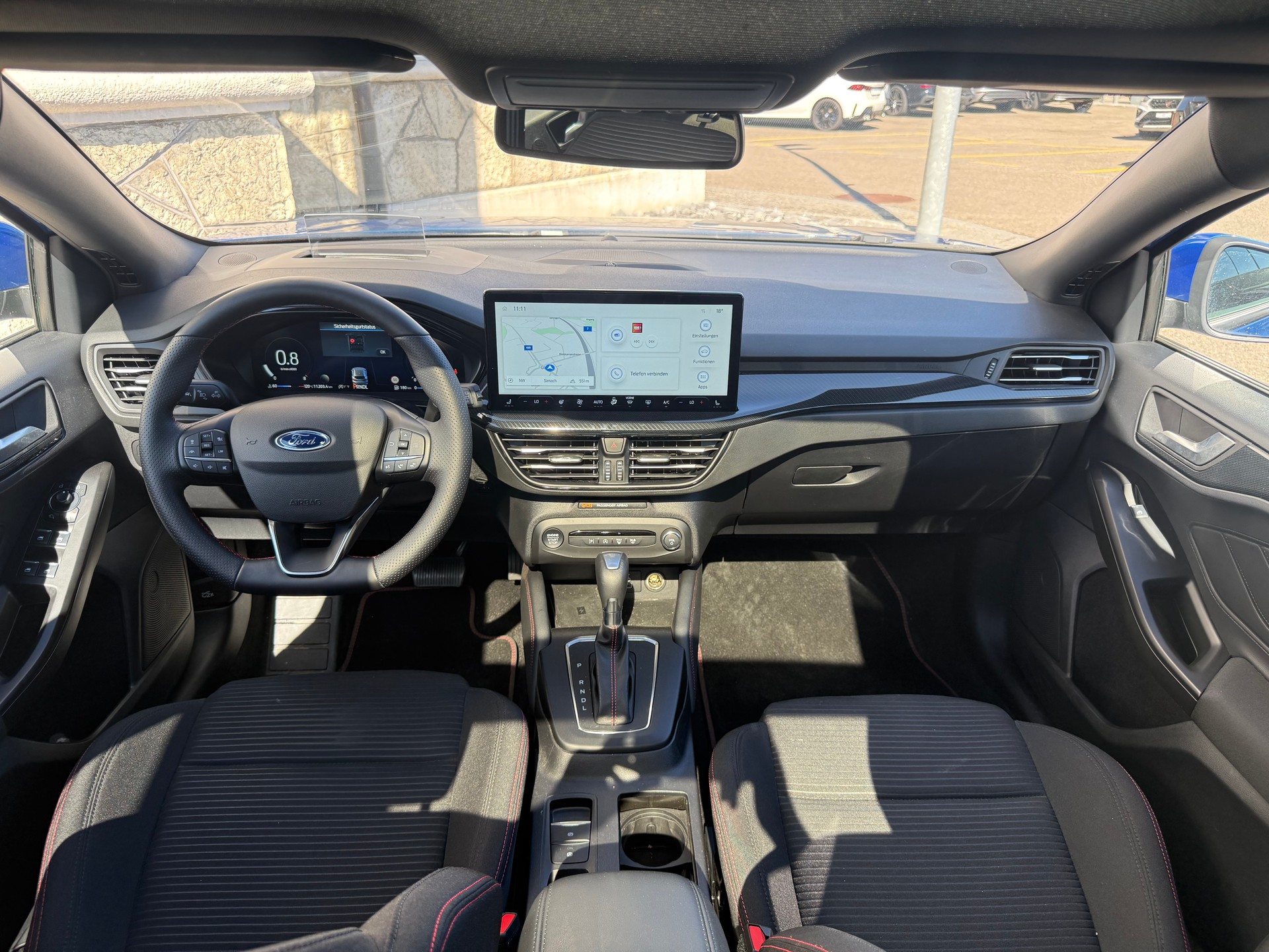 FORD Focus Station Wagon 1.0i EcoB Hybrid 155 ST-Line X-image-13