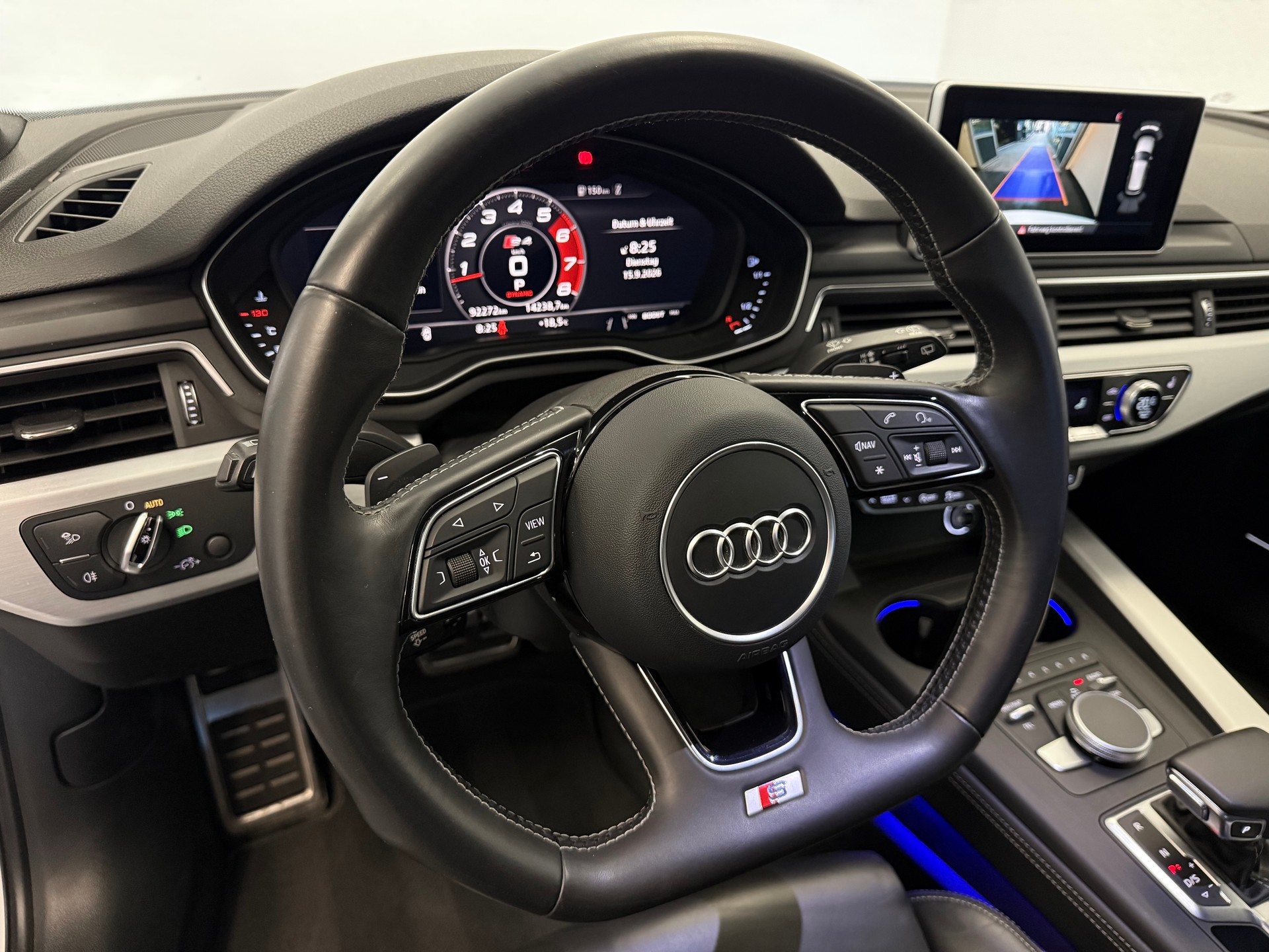 AUDI S4 Avant 3.0 TFSI quattro tiptronic "1'900 Kg Anhängelast"-image-16