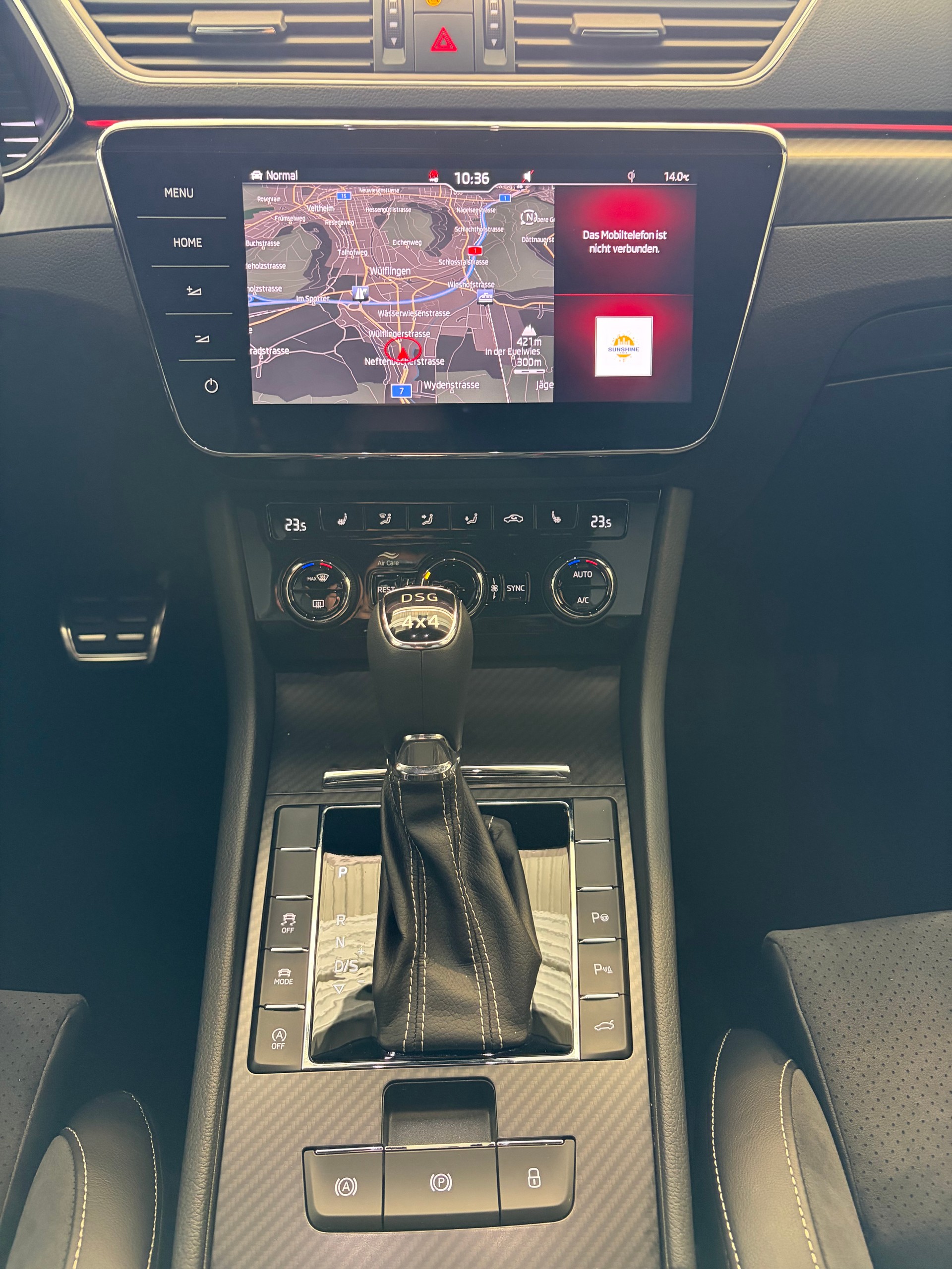 SKODA Superb Combi 2.0 TDi SportLine 4x4 DSG | CH | AHK |-image-14