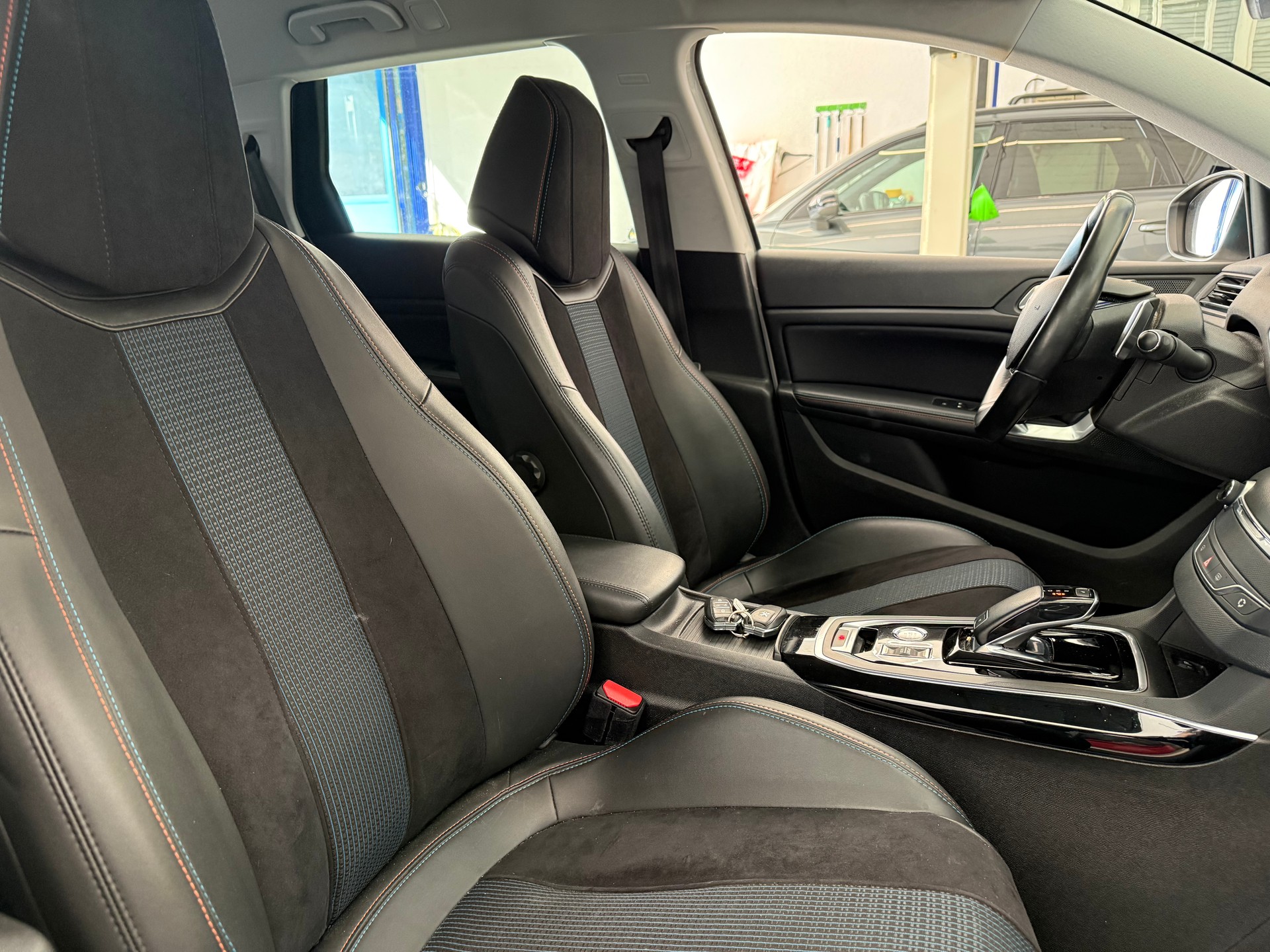 PEUGEOT 308 SW 1.5 BlueHDI Tech Edition EAT8-image-9