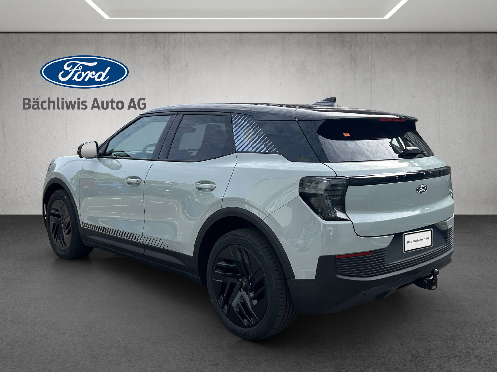 FORD Explorer Extended Range Collection AWD-showroom-element-2