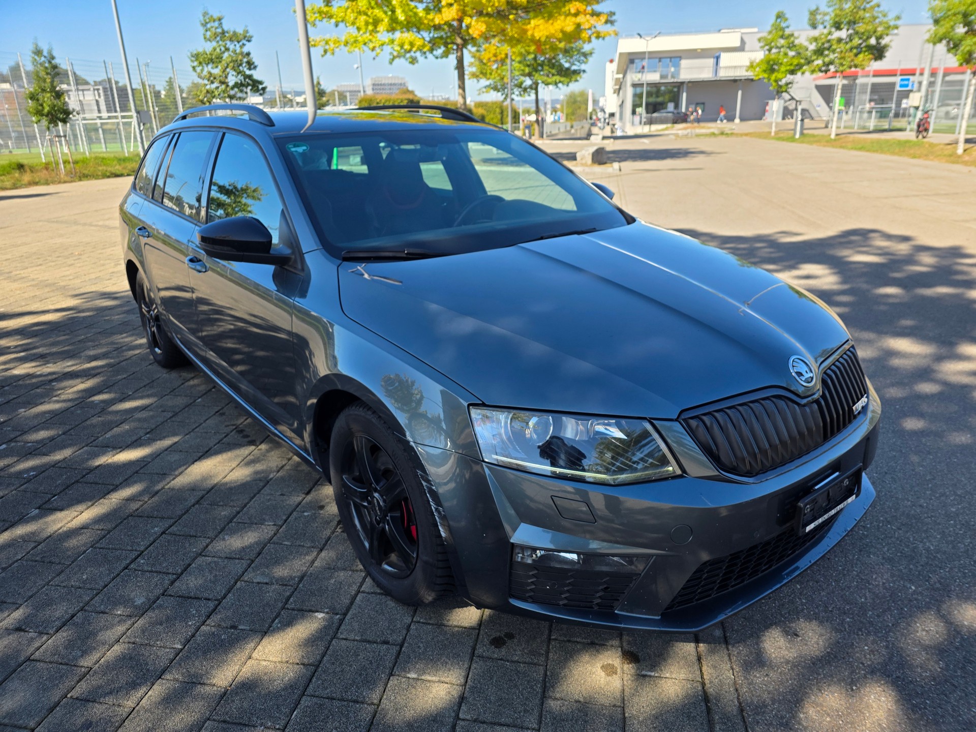 SKODA Octavia Combi 2.0 TDI RS 4x4 DSG-showroom-element-1