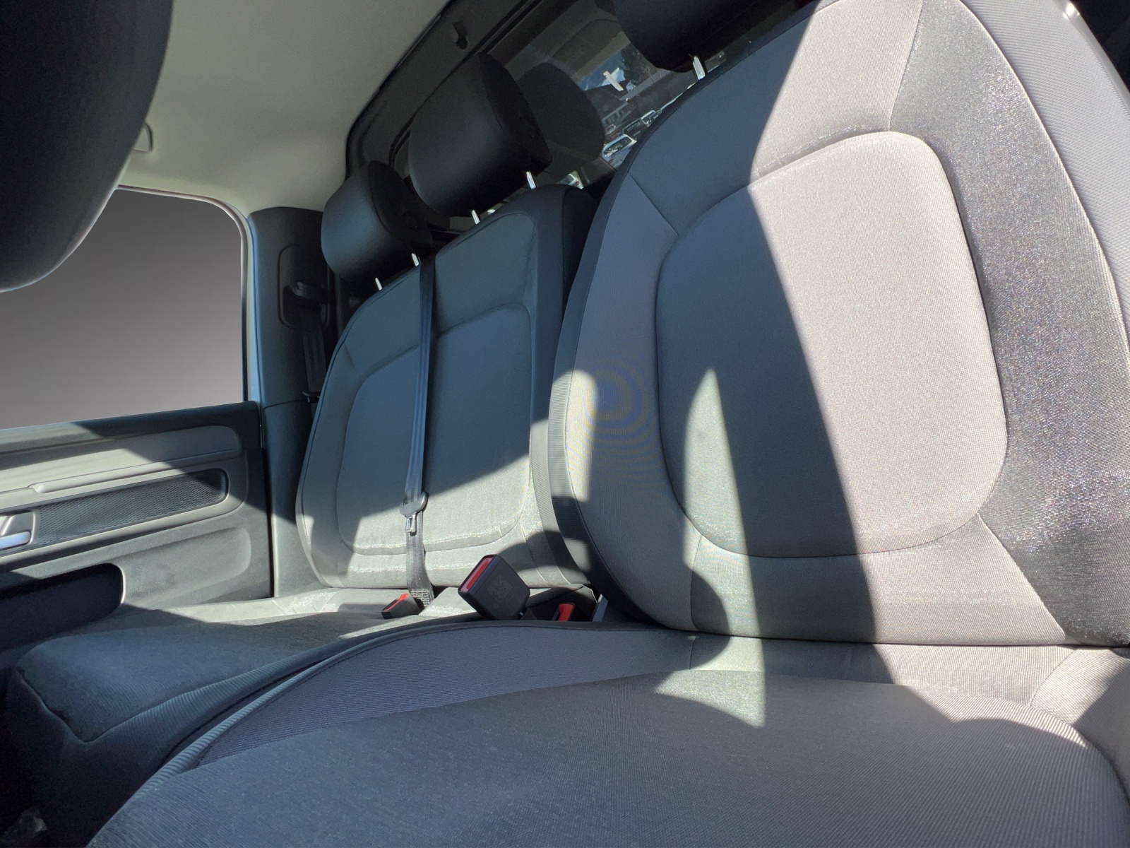 VW ID. Buzz Cargo-showroom-element-3