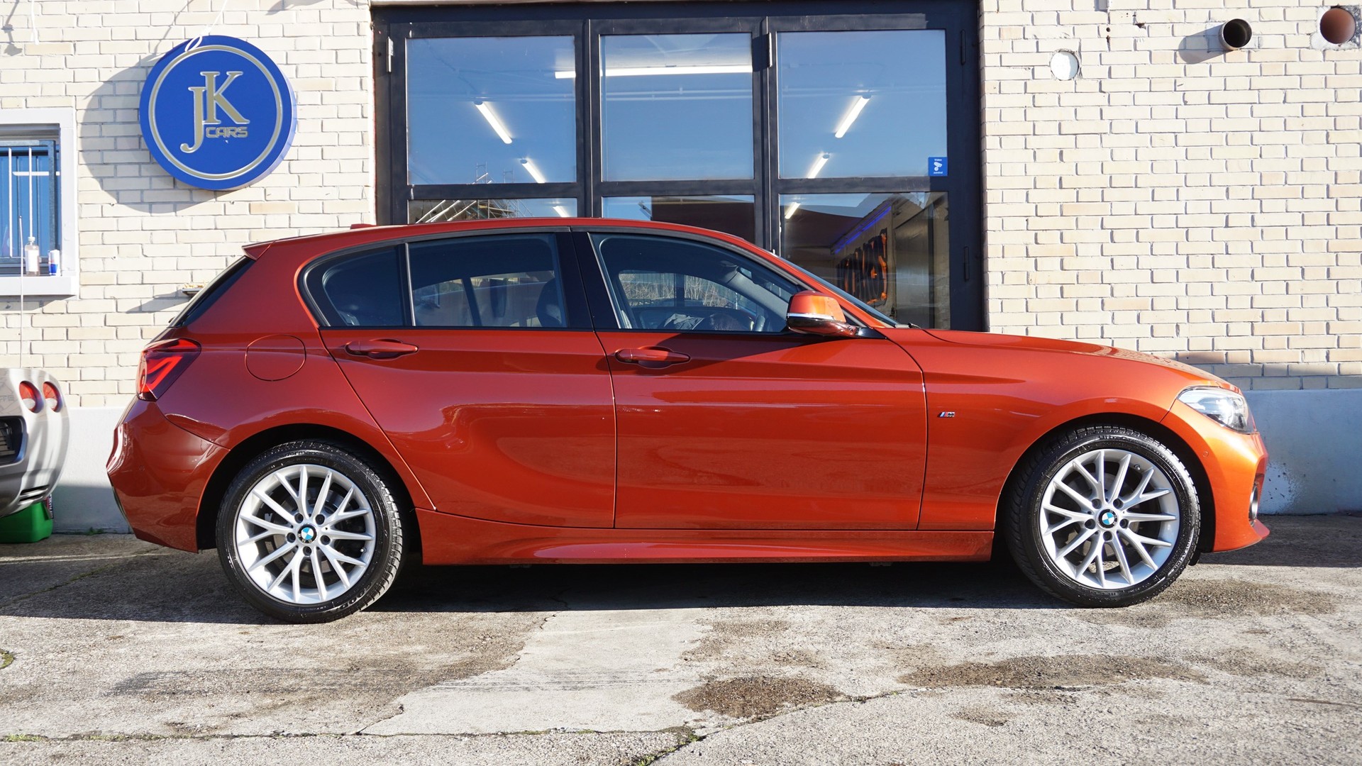 BMW 120d xDrive Steptronic-image-4