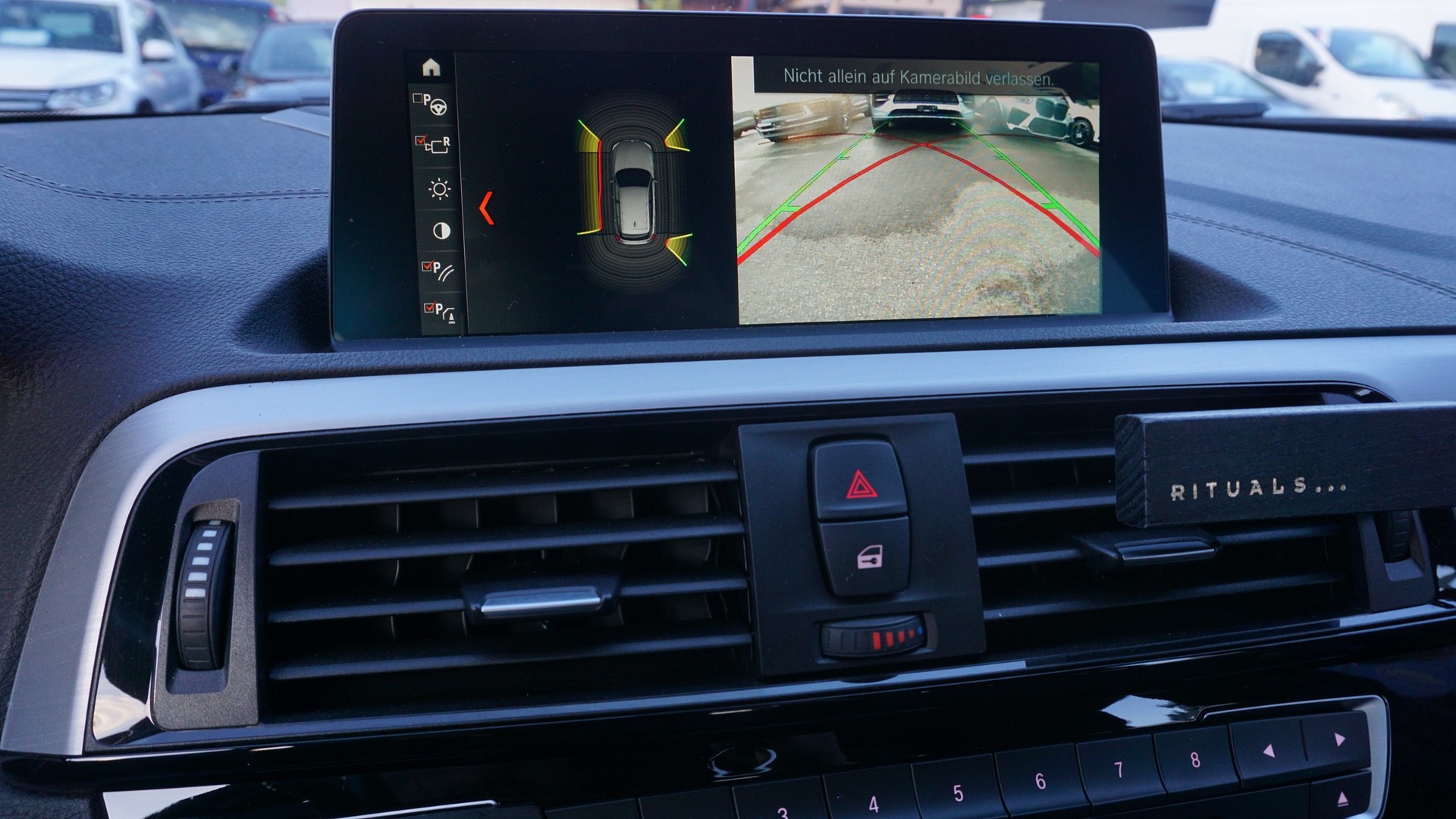 BMW 120d xDrive Steptronic-image-18