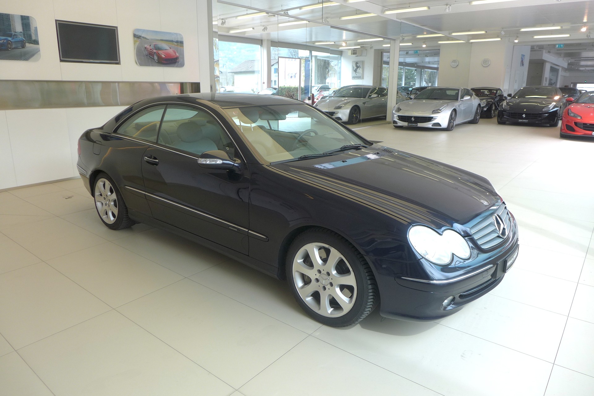 MERCEDES-BENZ CLK 500 Elégance Automatic-image-2