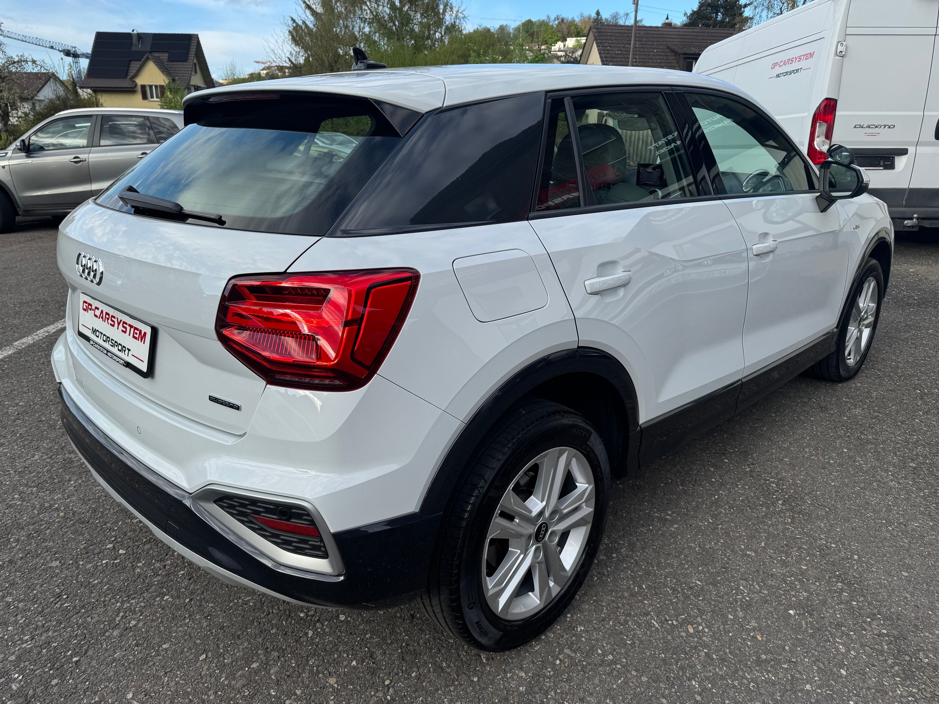 AUDI Q2 40 TFSI advanced Attraction quattro S-tronic-image-5