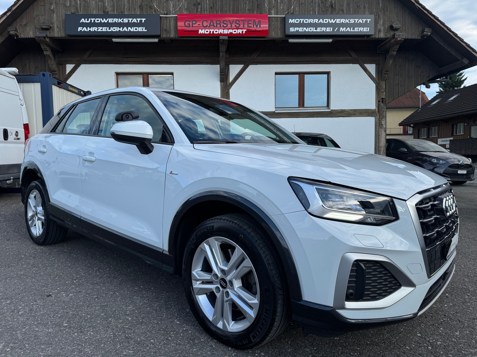 AUDI Q2 40 TFSI advanced Attraction quattro S-tronic