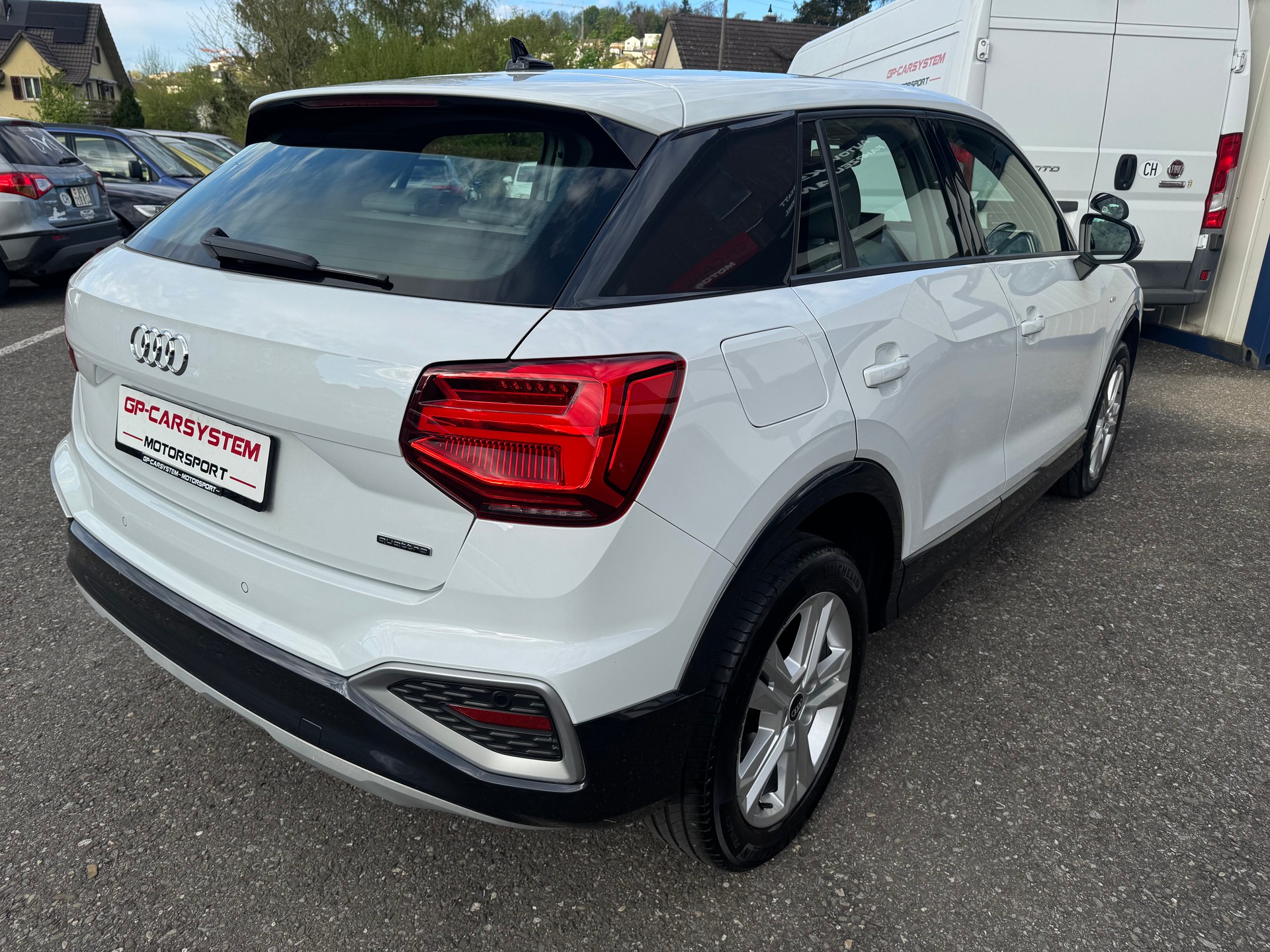 AUDI Q2 40 TFSI advanced Attraction quattro S-tronic-image-4